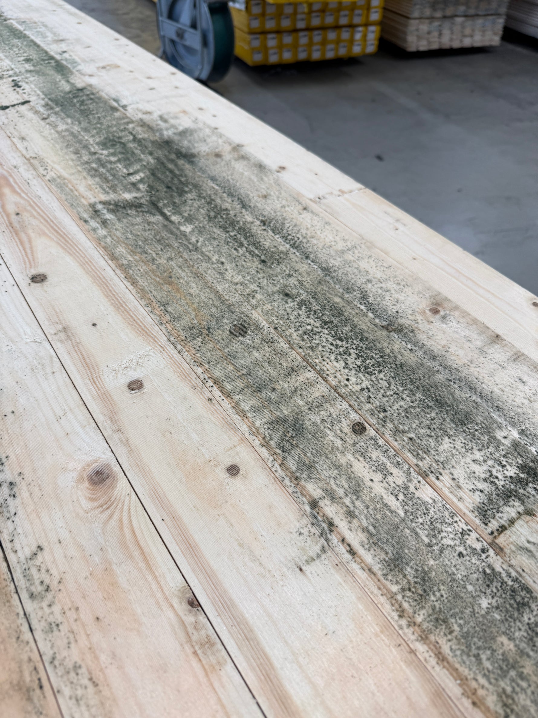 Parti Råspontluckor 20x540x3600mm 25st (Mögelskadat)