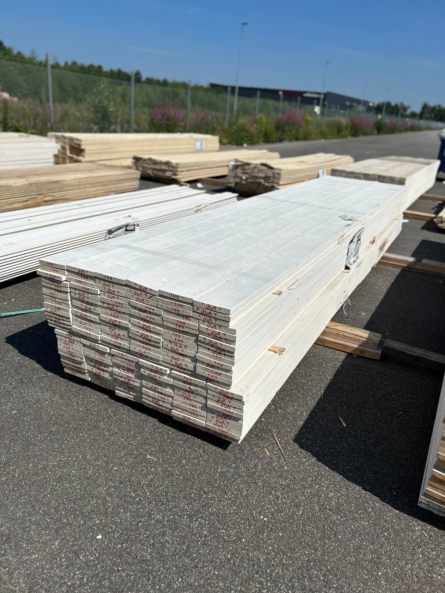 Paket Finsågade Brädor 22x170mm Mellanstruken 4.80m 156st