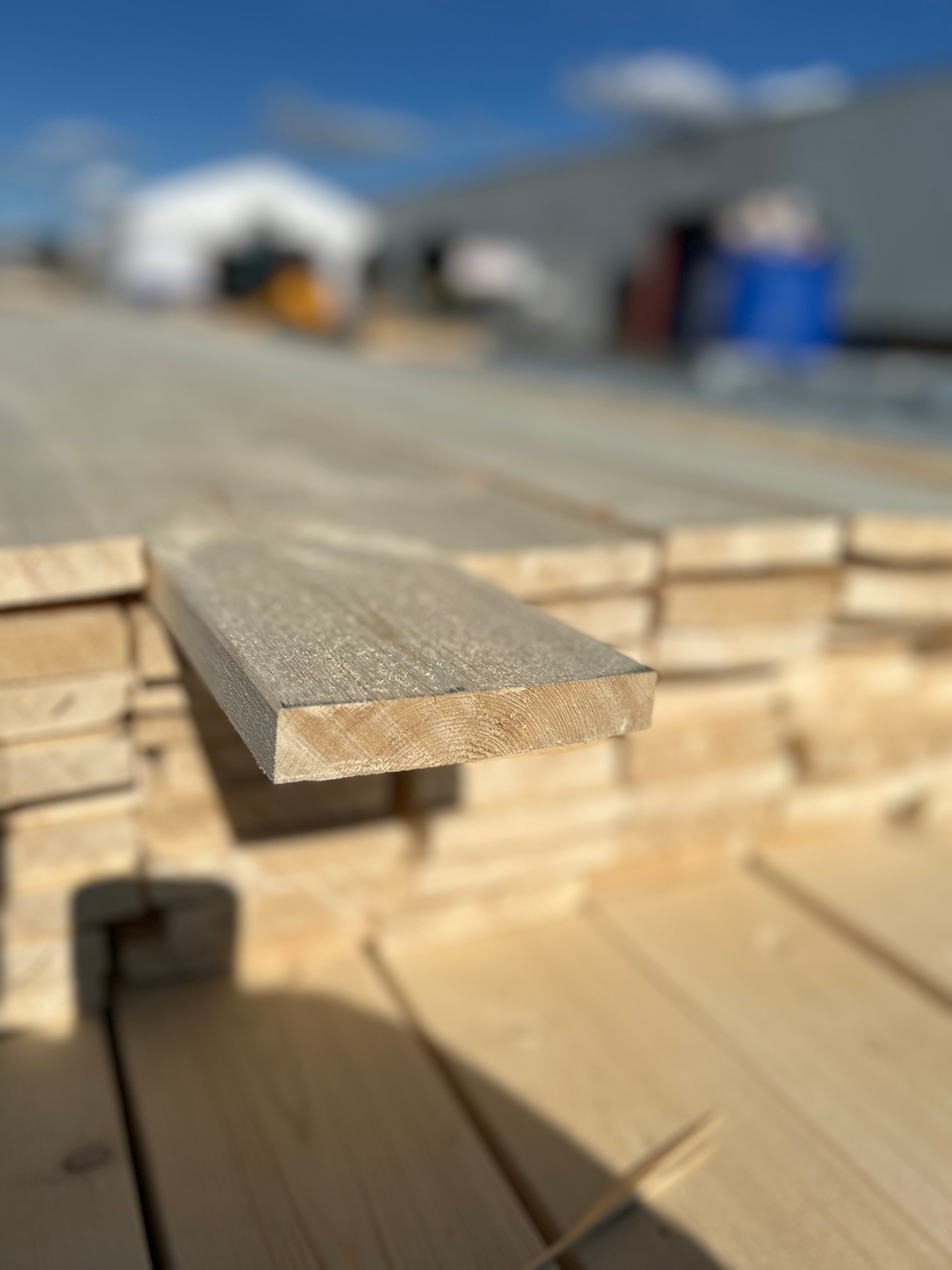 Paket Finsågad Panel 22x120mm 142st 4.80–5.40m – Andra sortering