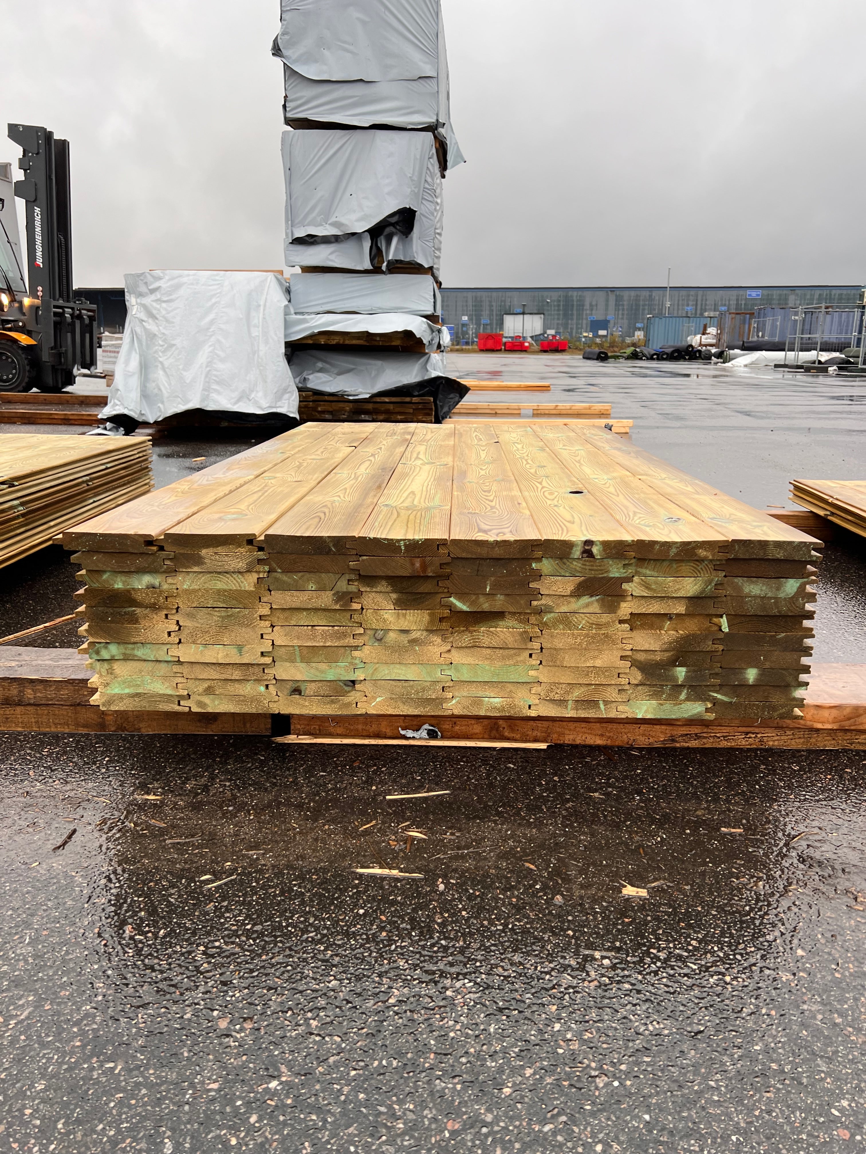 Paket Spontad Panel Hyvlad 27x145mm – 80 st 2.0m Tryckimpregnerad