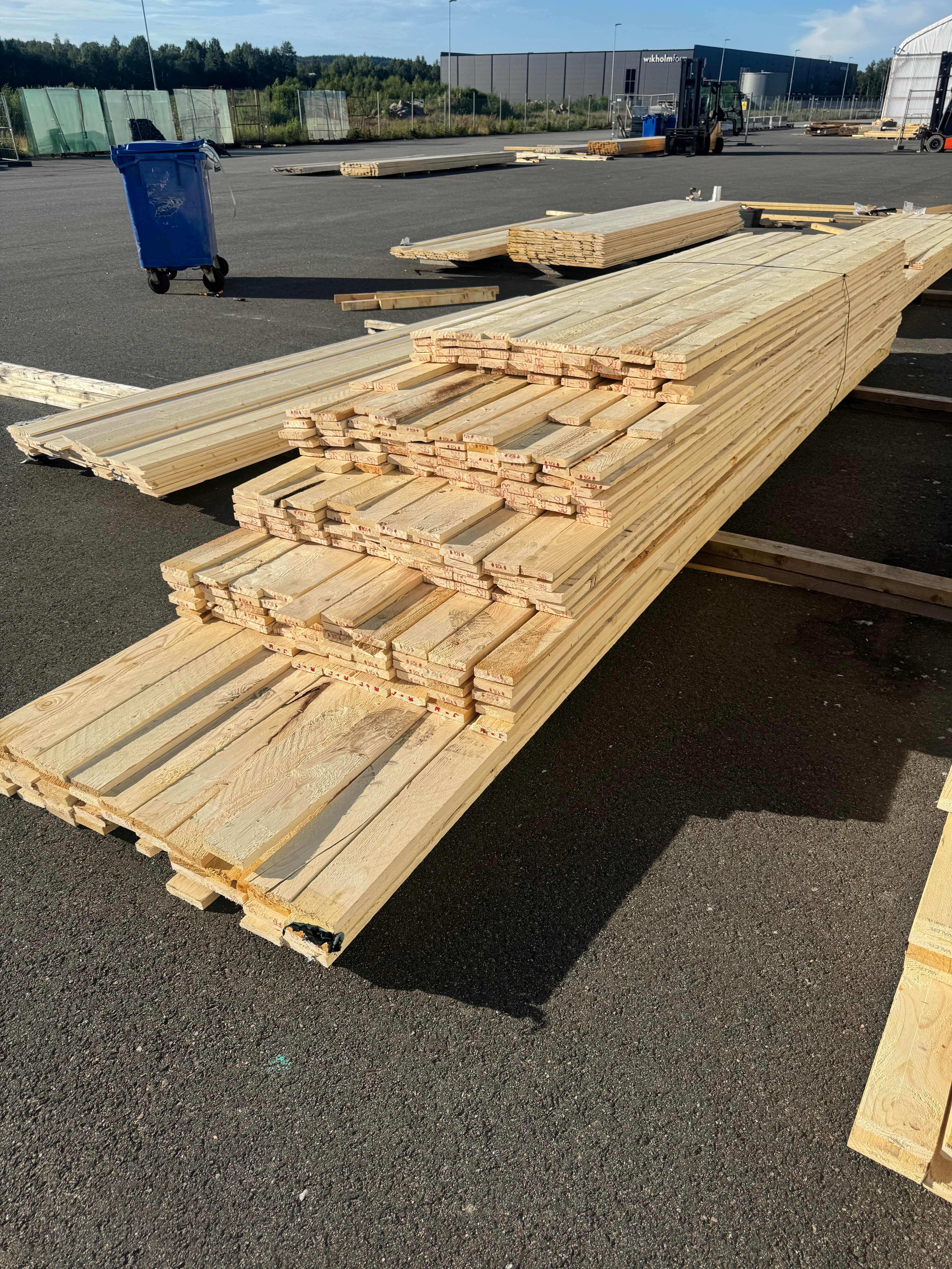 Paket Brädor 22x100 – 260st – Ohyvlade