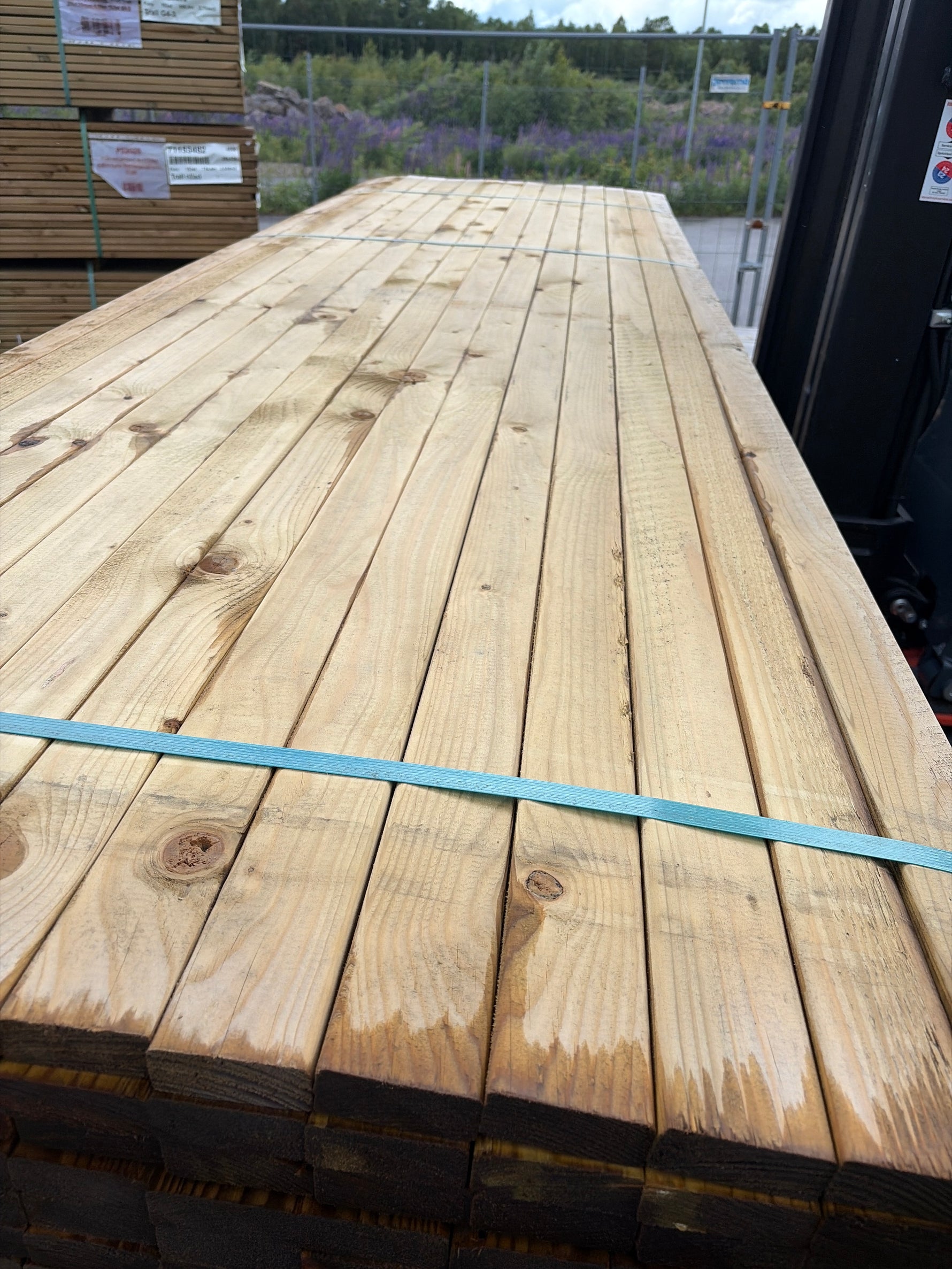 Paket Tryckimpregnerad Staketribba 28x70mm G4-3, 270st 3,60m