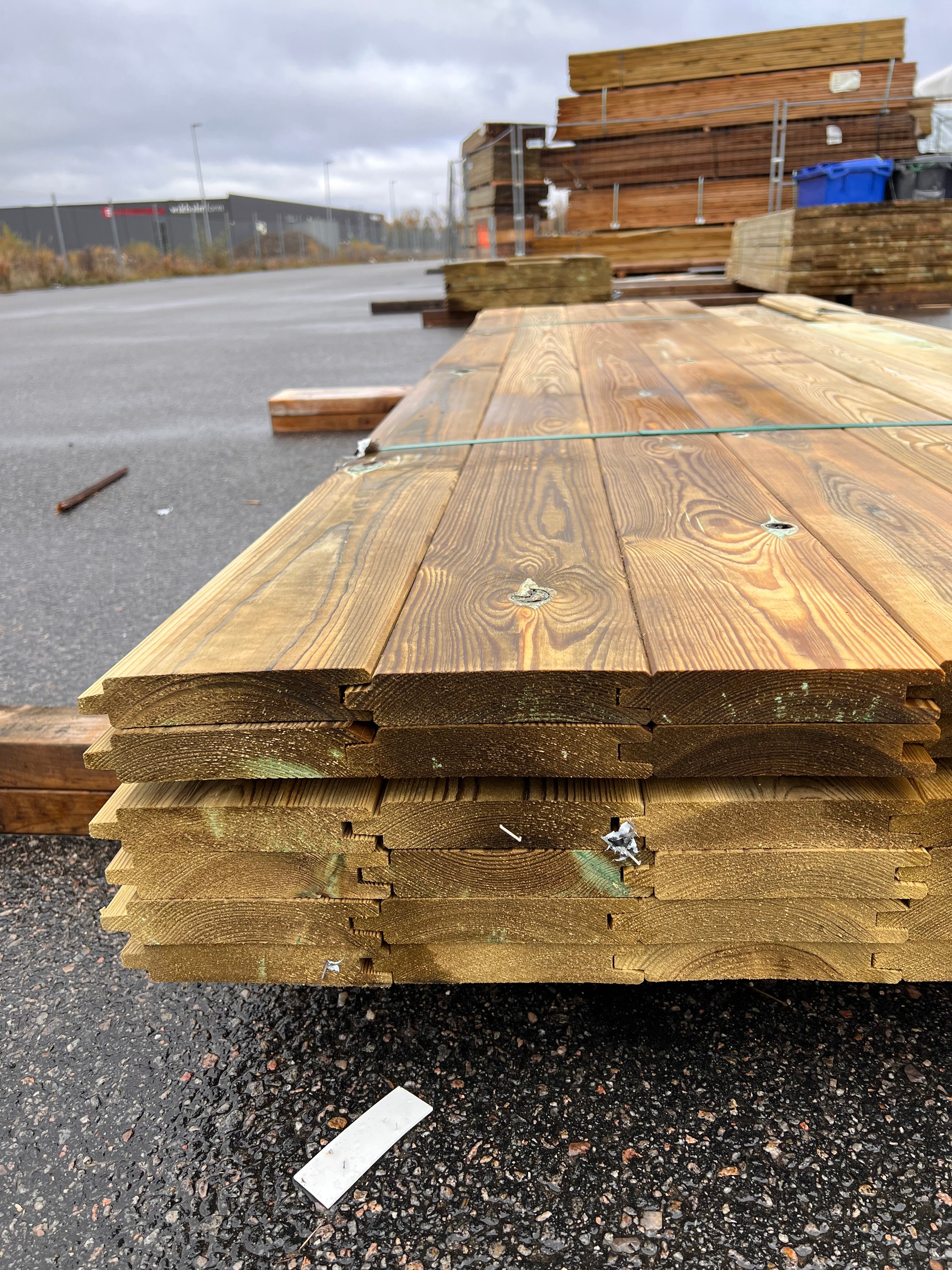 Paket Spontad Panel Tryckimpregnerad 28x145mm – 48 st (3,0 m, Furu, B-sort)