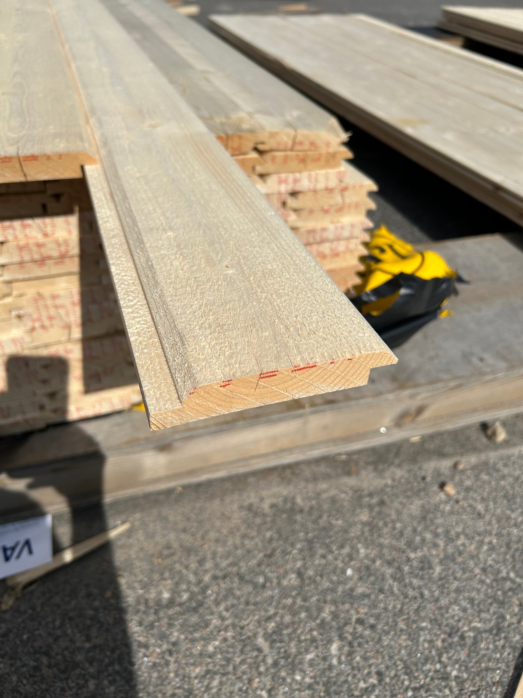 Paket Ytterpanel Dubbelfas Fals 22×120 mm 3,00 m 135 st Obehandlad