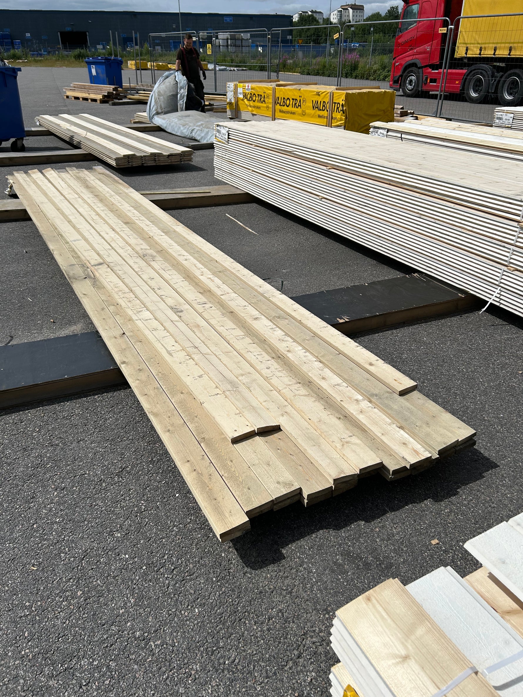 Paket Finsågade Brädor 22x95mm 5,10–5,40m 26st