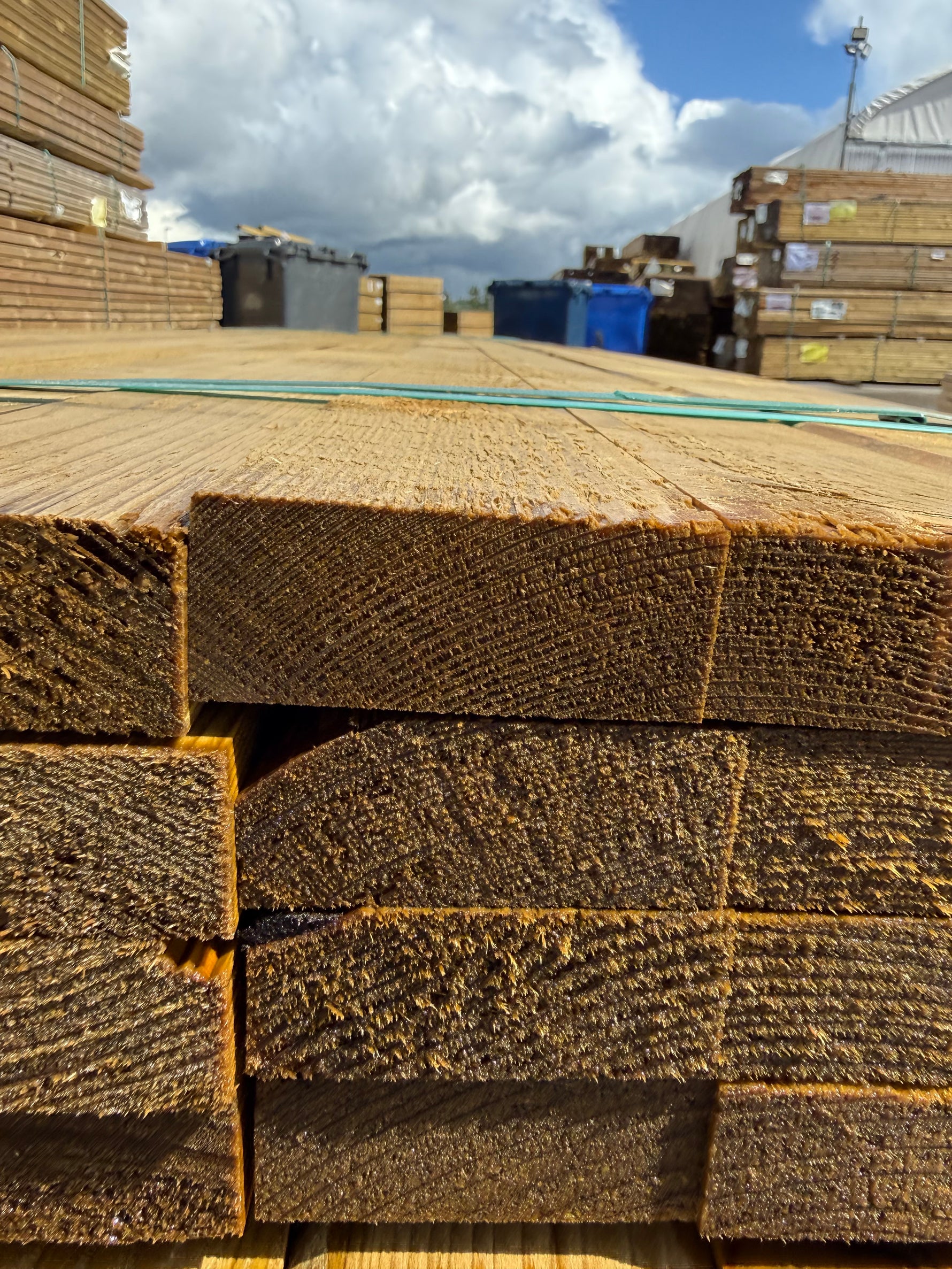 Tryckimpregnerad Staketribba 28x70mm, 3.0m (Säljs per styck)