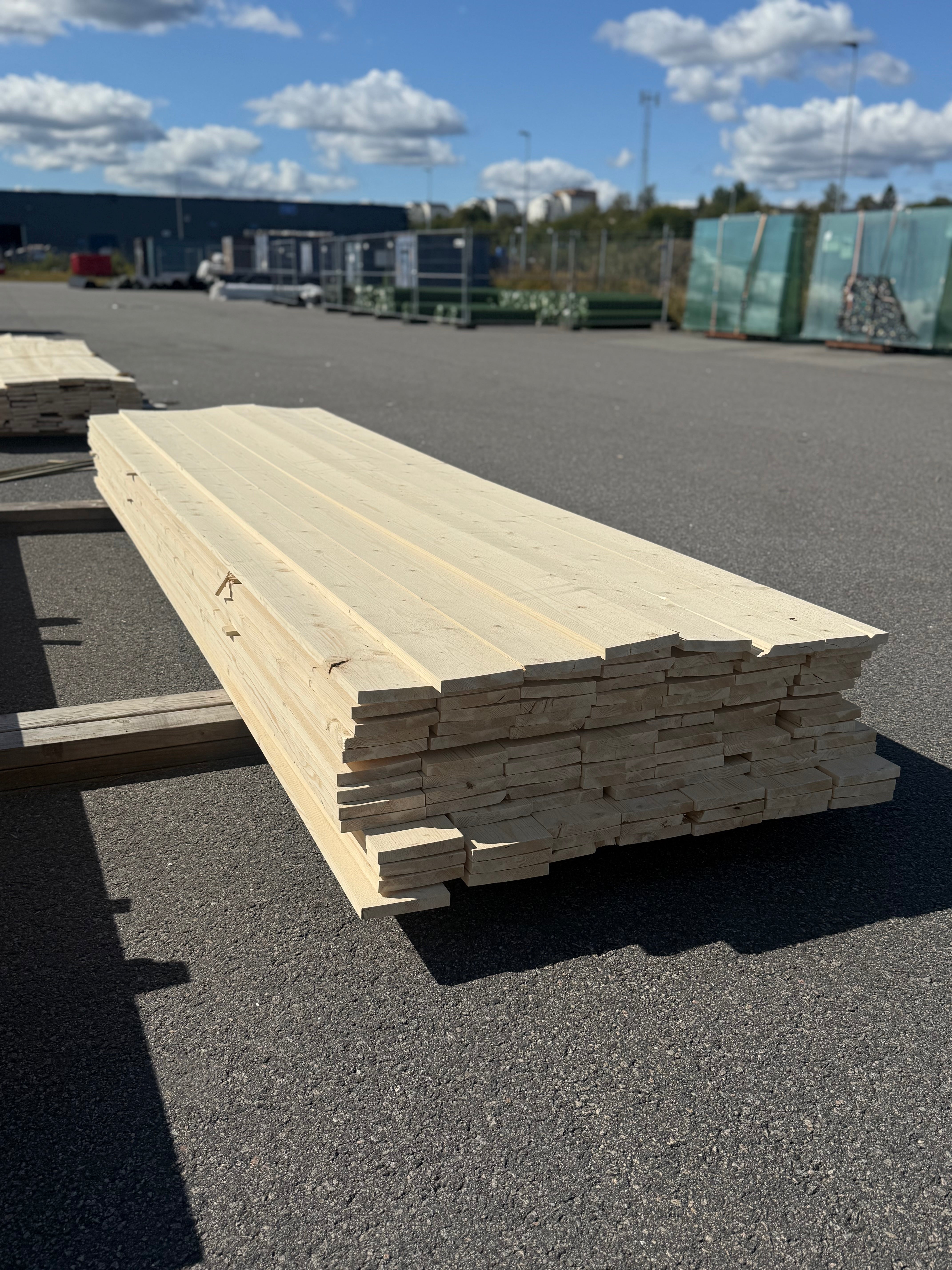 Paket Finsågad Panel 22x145mm 98st 3.60m – Andra sortering