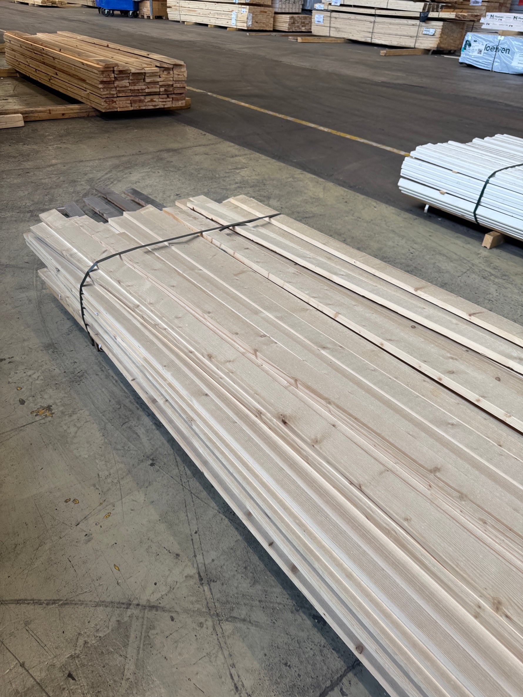 Paket Finsågad Panel 22x70mm – ca 130 st B-sortering