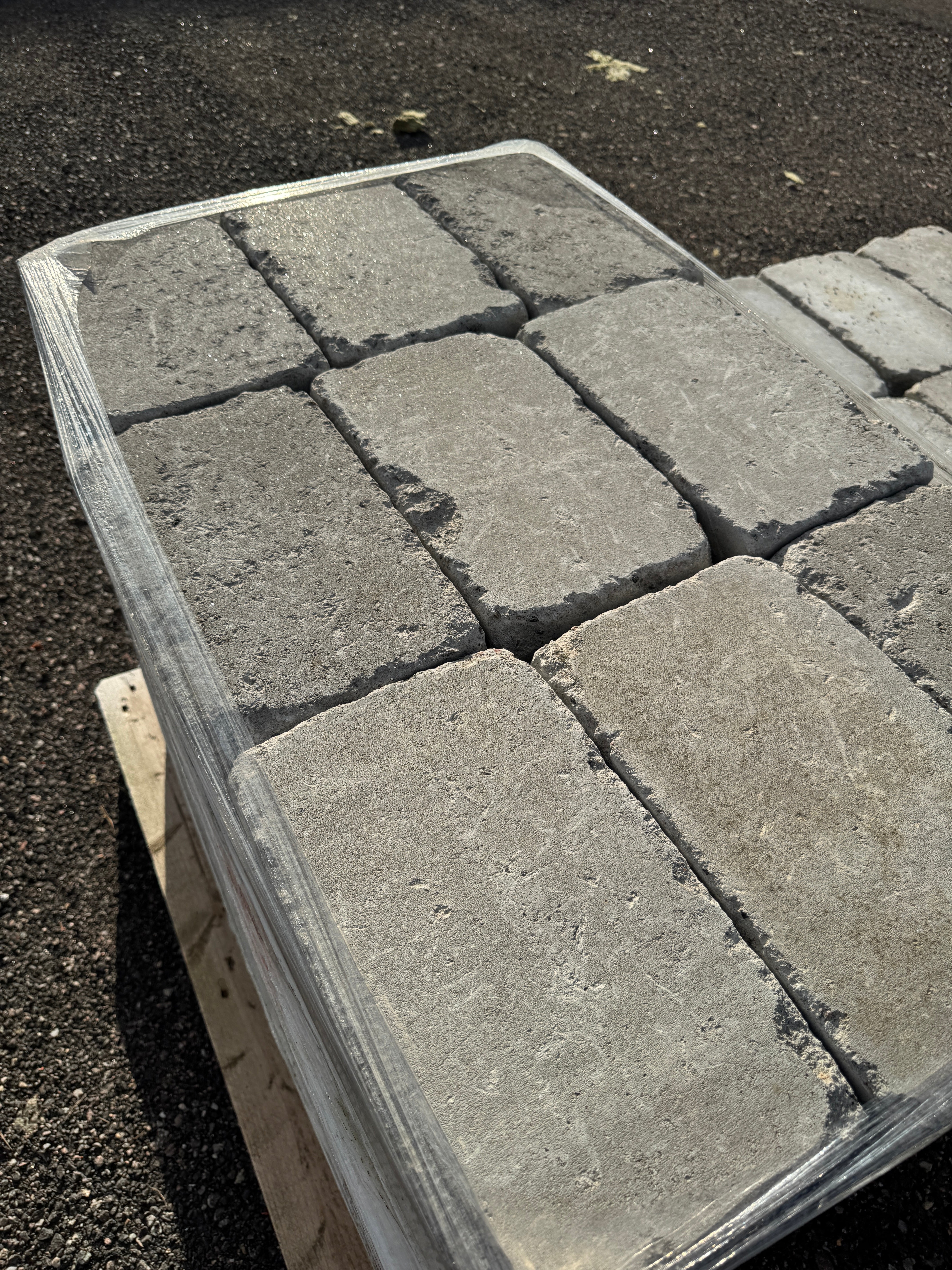 2 pall Marksten Labyrint Antik Maxi 350x210x140mm Grå