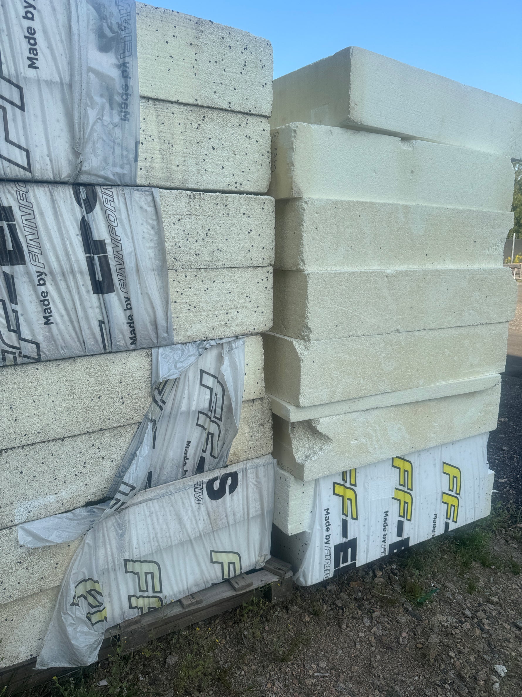 Parti Cellplast 1200x2400x245mm – 35 skivor, 4 pallar