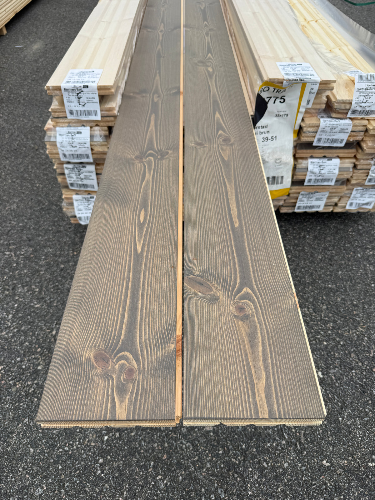 Parti Golv Borstat 25x160mm Furu 60,58m² Ekonomi – Brun Hårdvaxolja