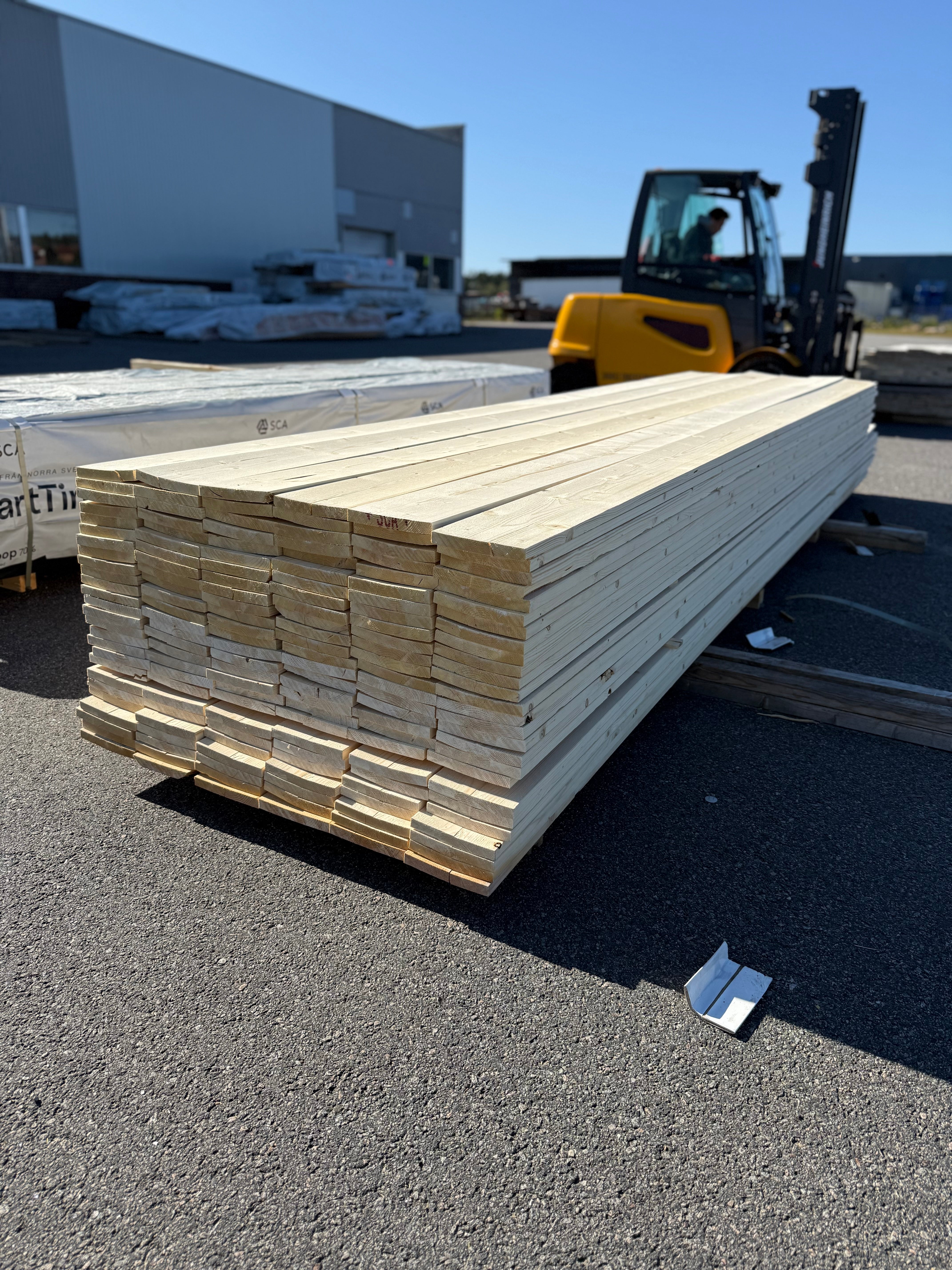 Finsågad Panel 22x170mm – Andra sortering