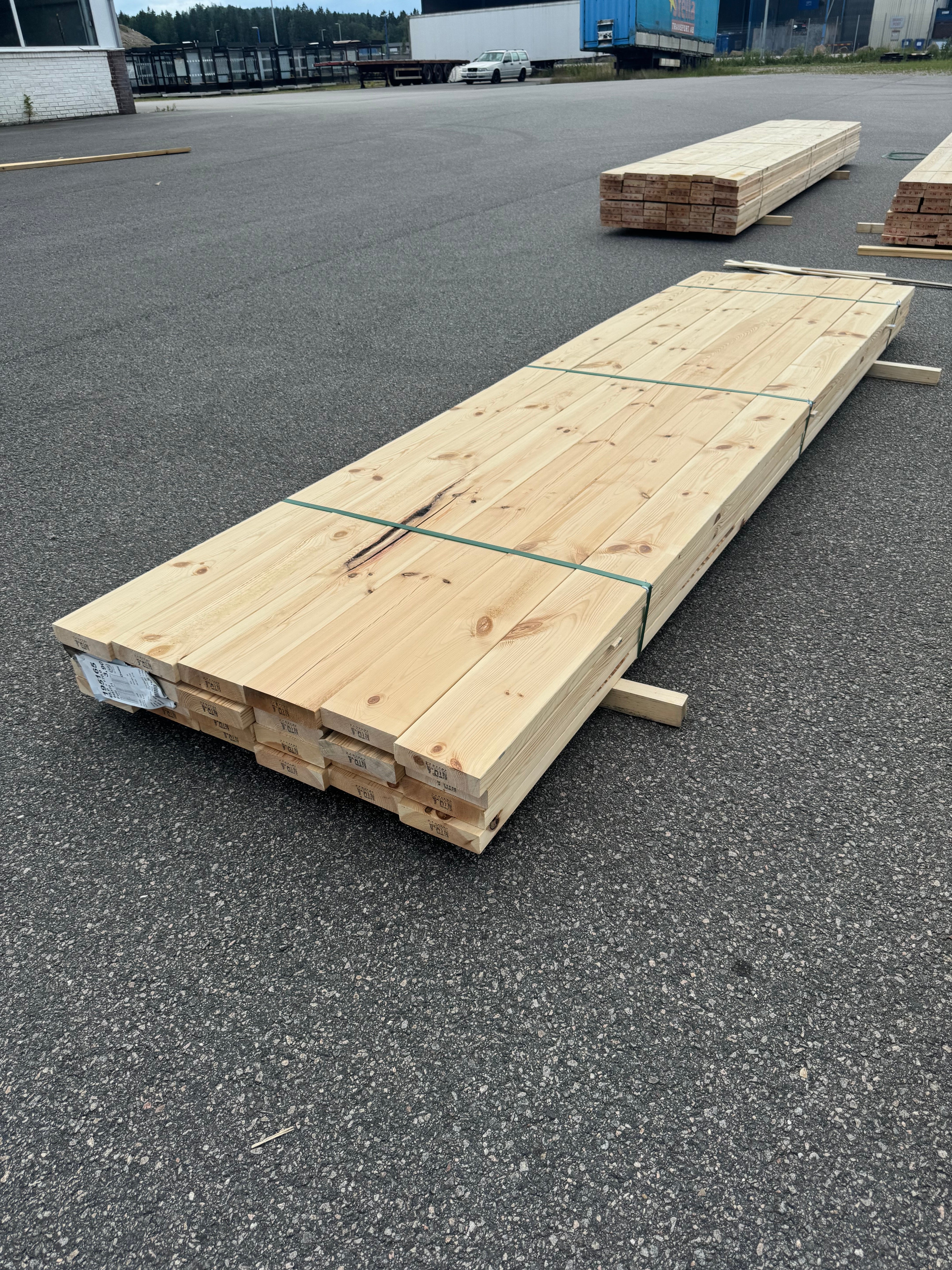 Paket Reglar 45x170 – 24 st (3,90 m, furu)