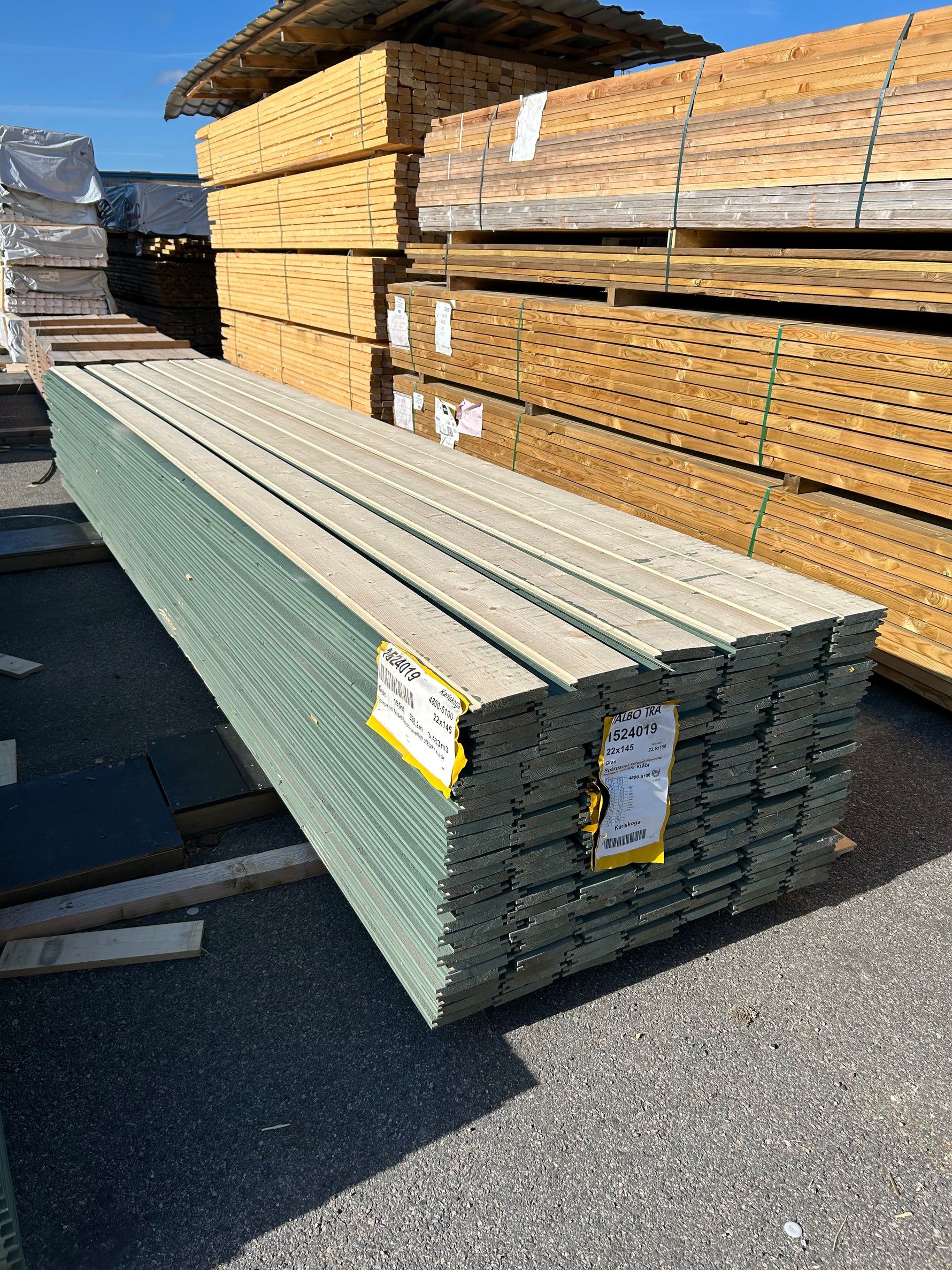Paket Spontad Spårpanel 22x145mm (4,80–5,10m) 195st Gran
