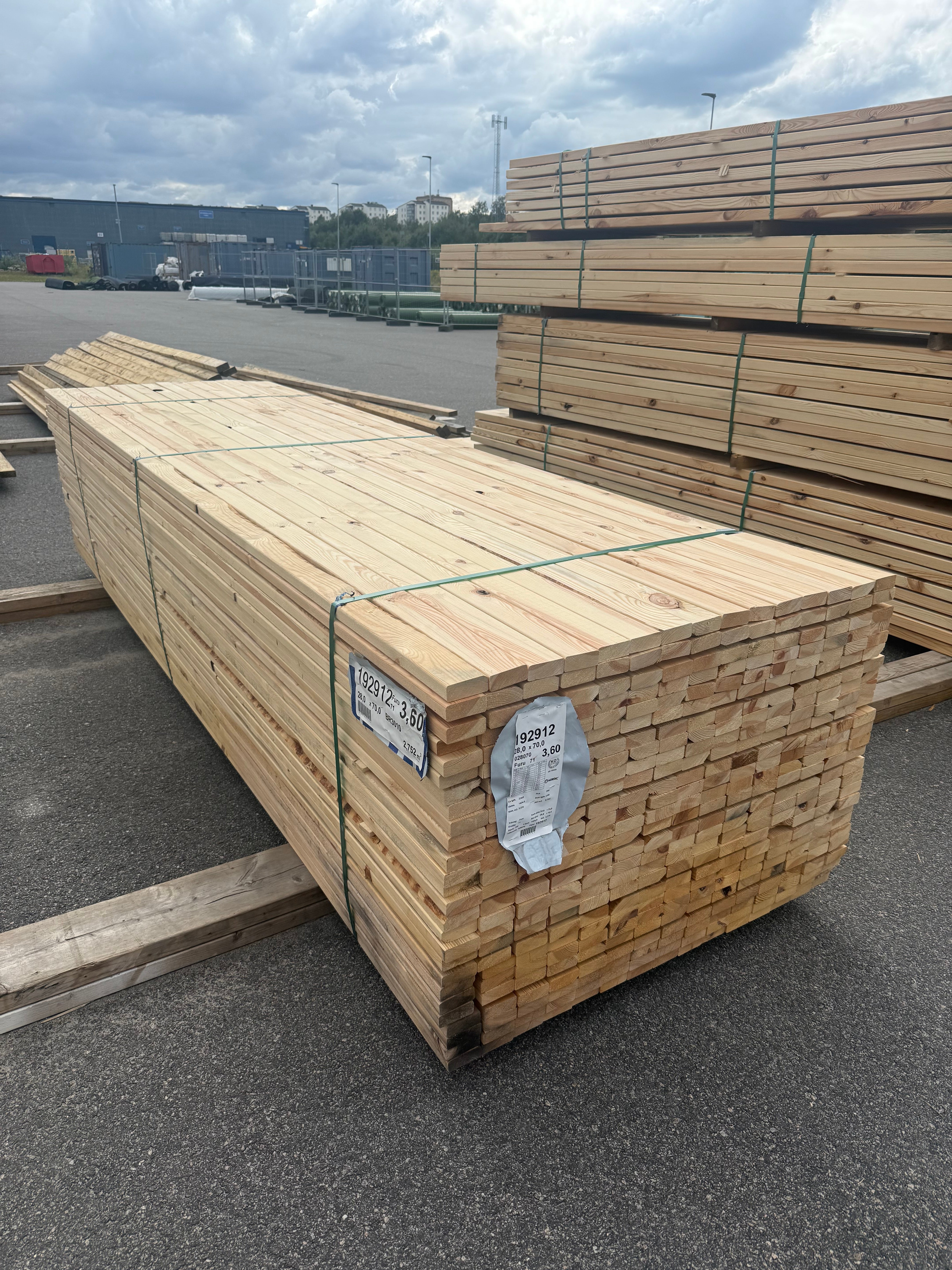 Glespanel 28x70 furu 3.60m