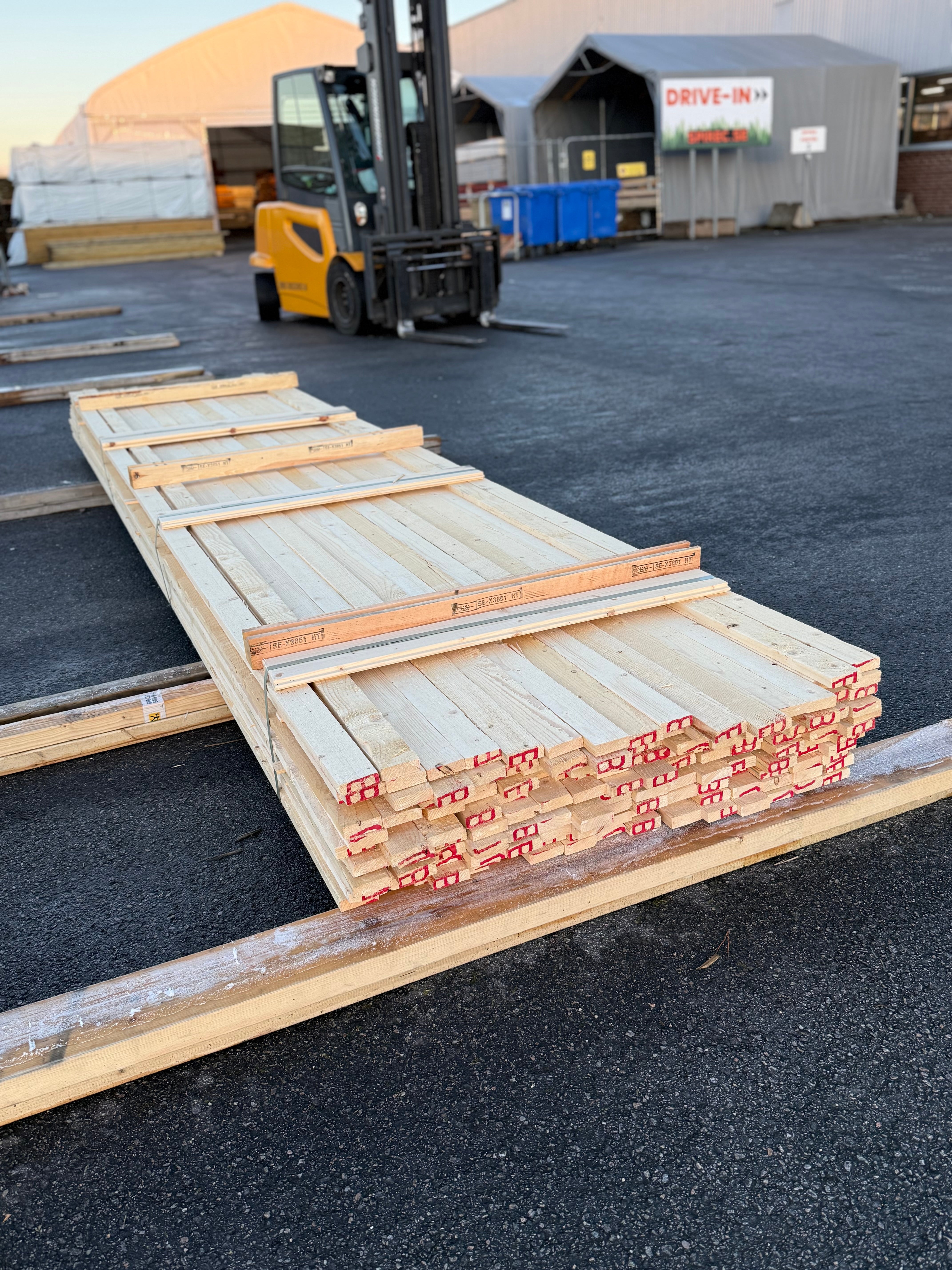 Paket Brädor 19x63mm – 154 st (4,50 m, gran, ohyvlad/råsågad)