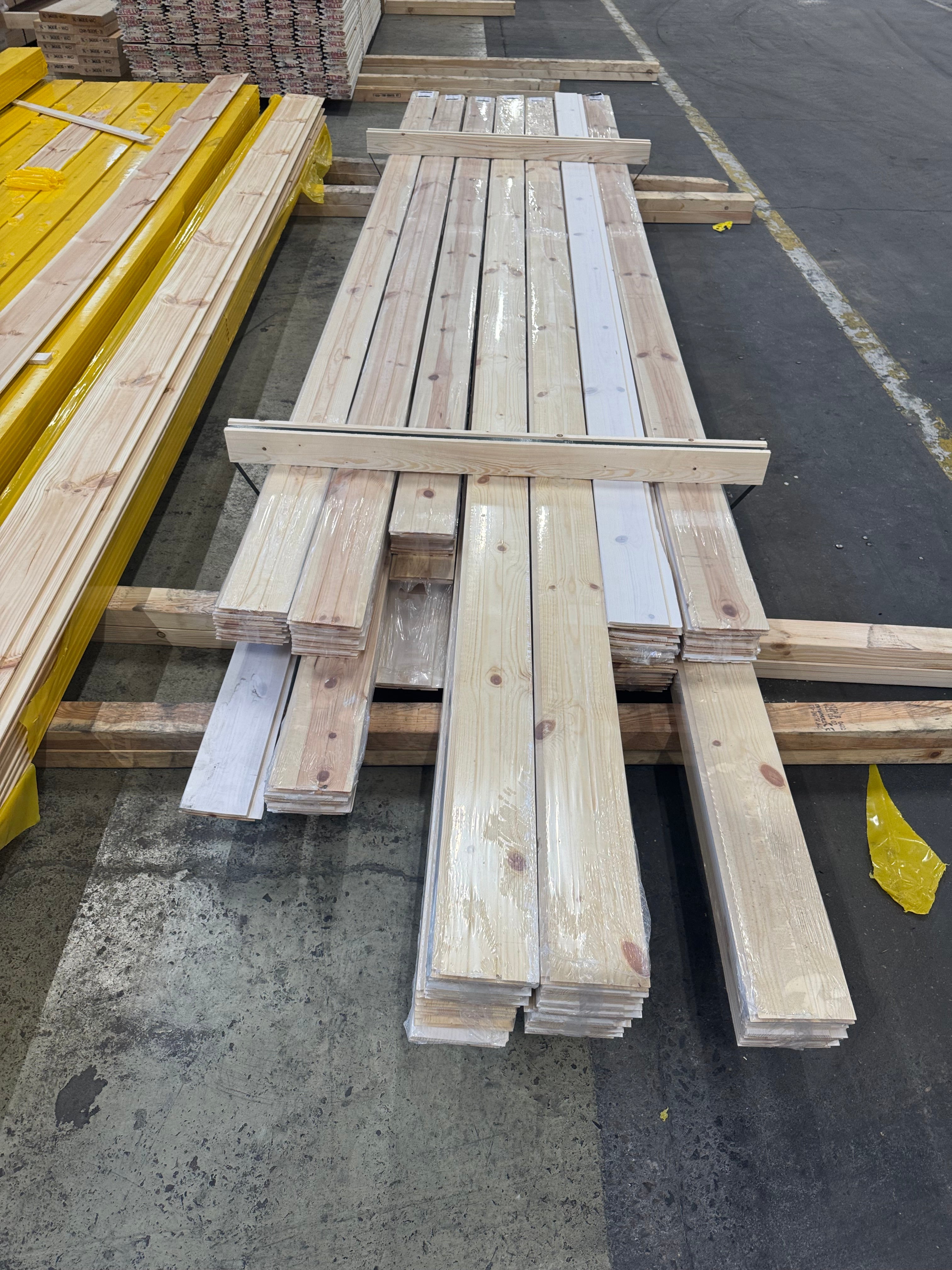 Paket Innerpanel Spårpanel 13x120mm – Skadat (Vitlaserad Ekonomi)