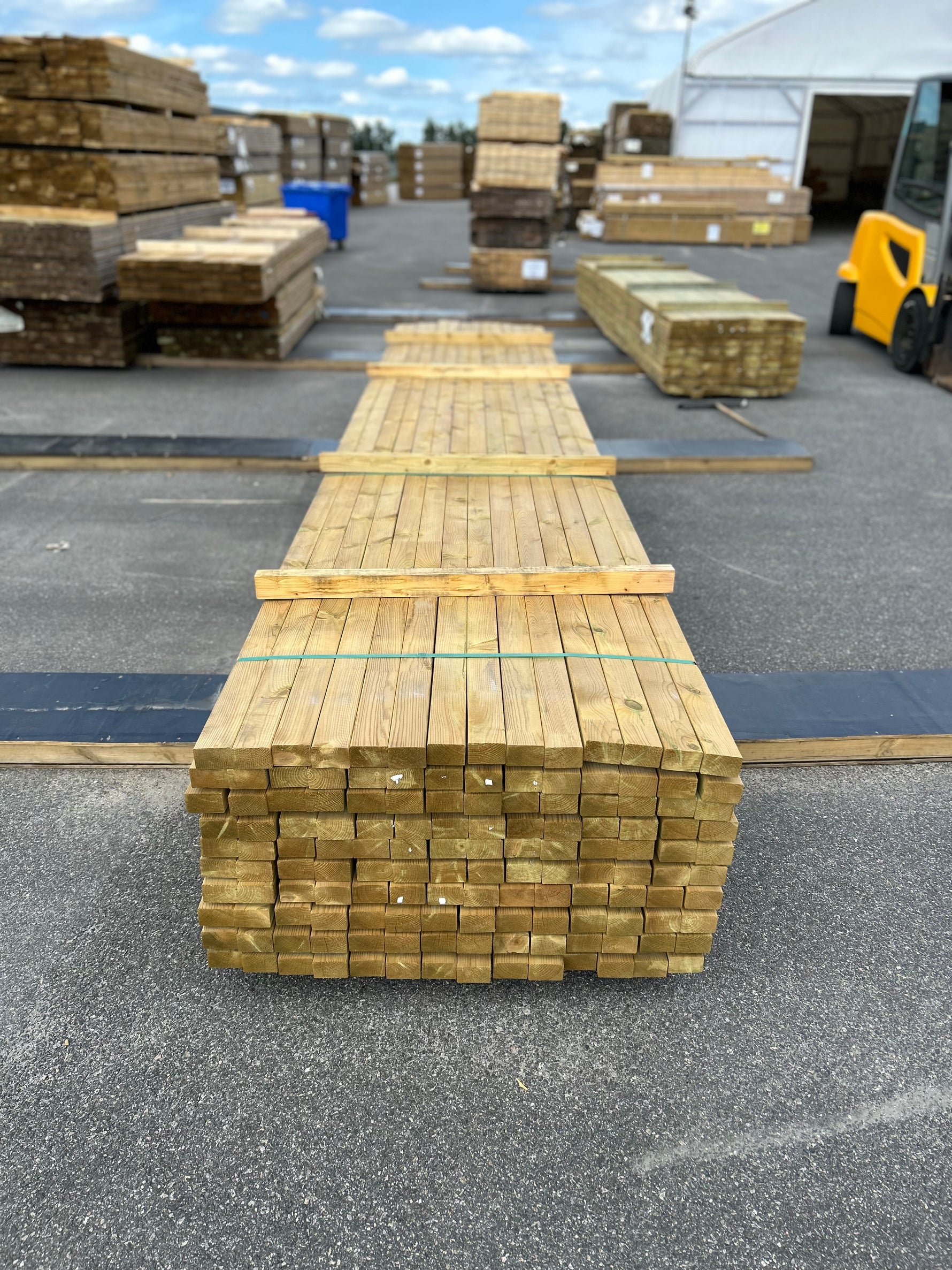 Paket Tryckimpregnerade Reglar 45x70mm Fingerskarvade 5,40m 140st