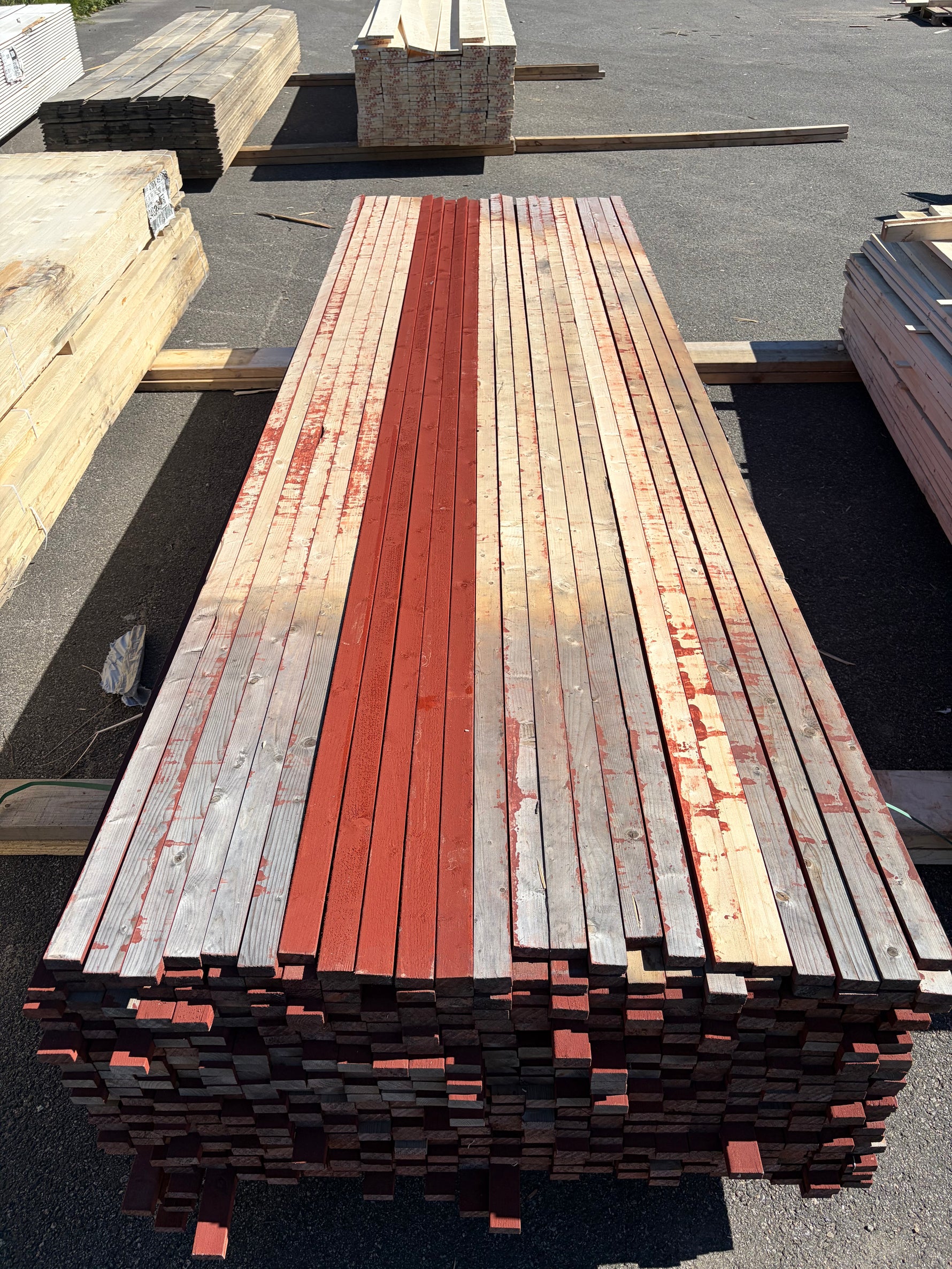 Paket Finsågade Brädor 22x45mm, 529st 3.60m- Falu Rödfärg