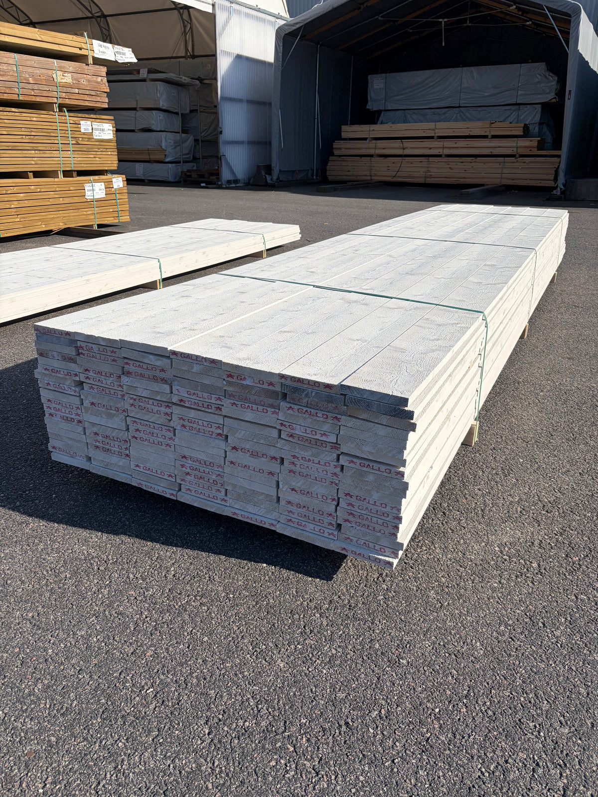 Paket Finsågad ytterpanel 22×145 mm 4,50 m – Vit Grundmålad, 126 st