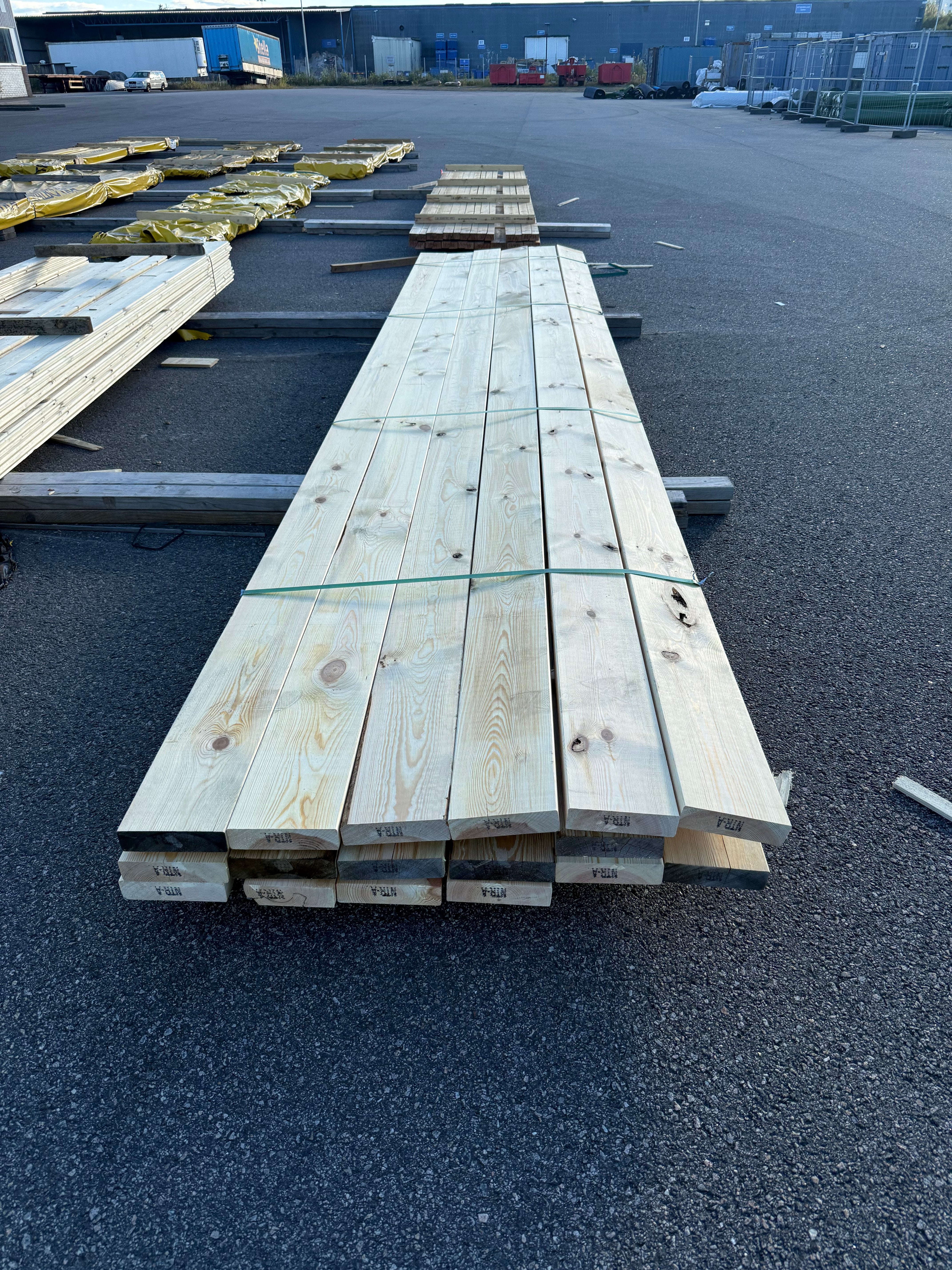 Paket Reglar 45x170 – 18 st (5,10 m, furu)