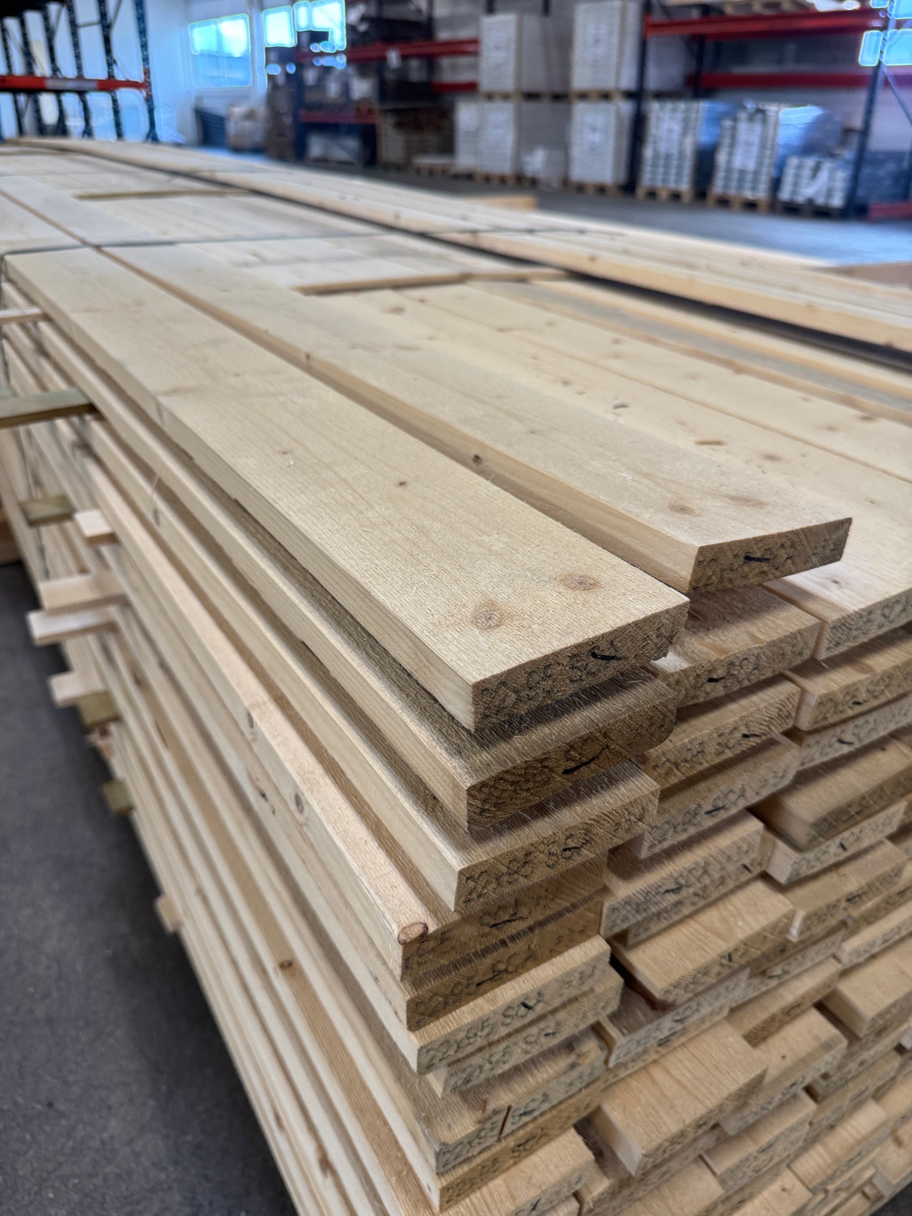 Paket Finsågade Brädor 22x95mm 5,40m – 195 st Väderbitna
