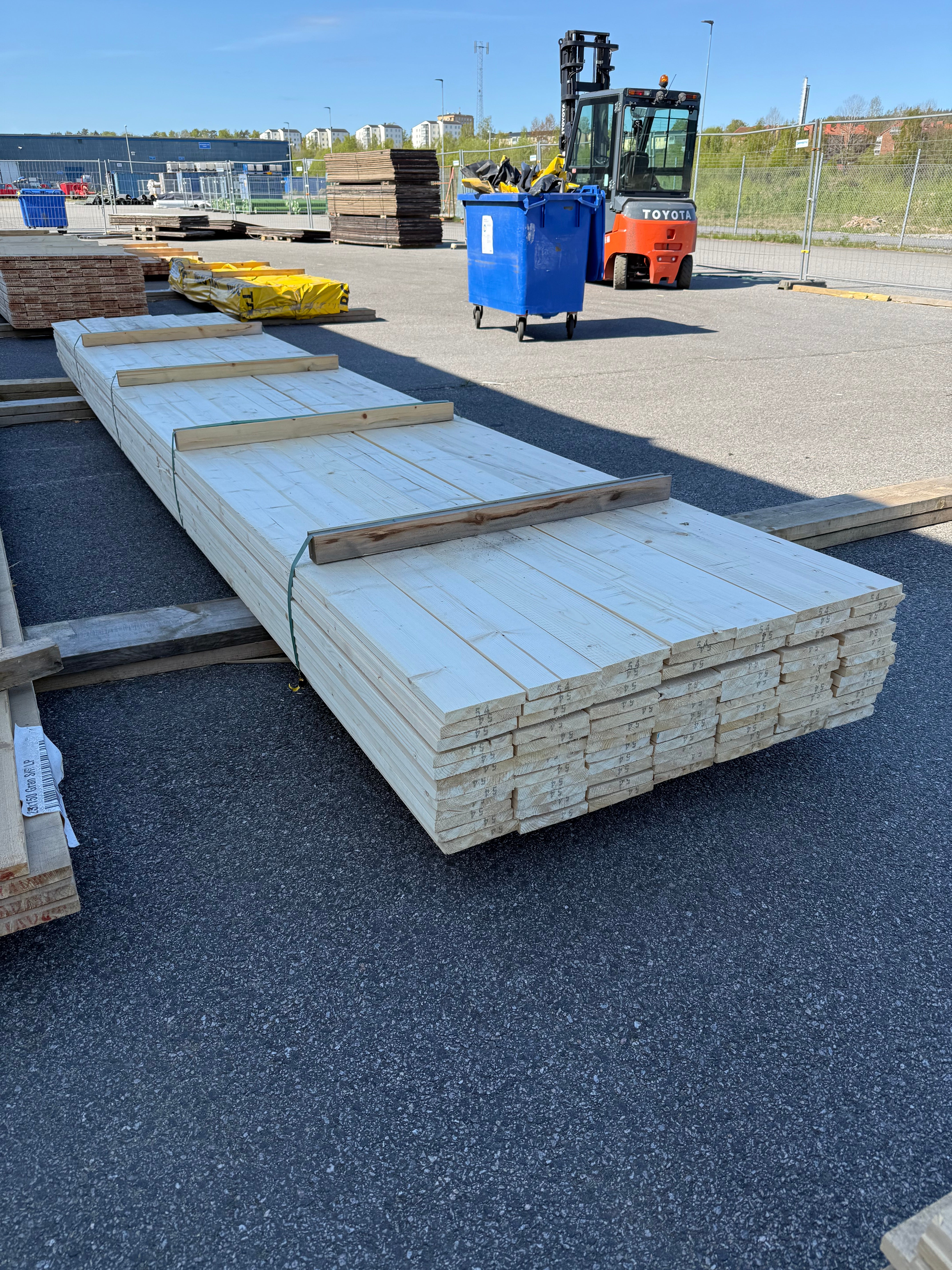 Paket Finsågade Brädor 22x145mm 5.40m 84st
