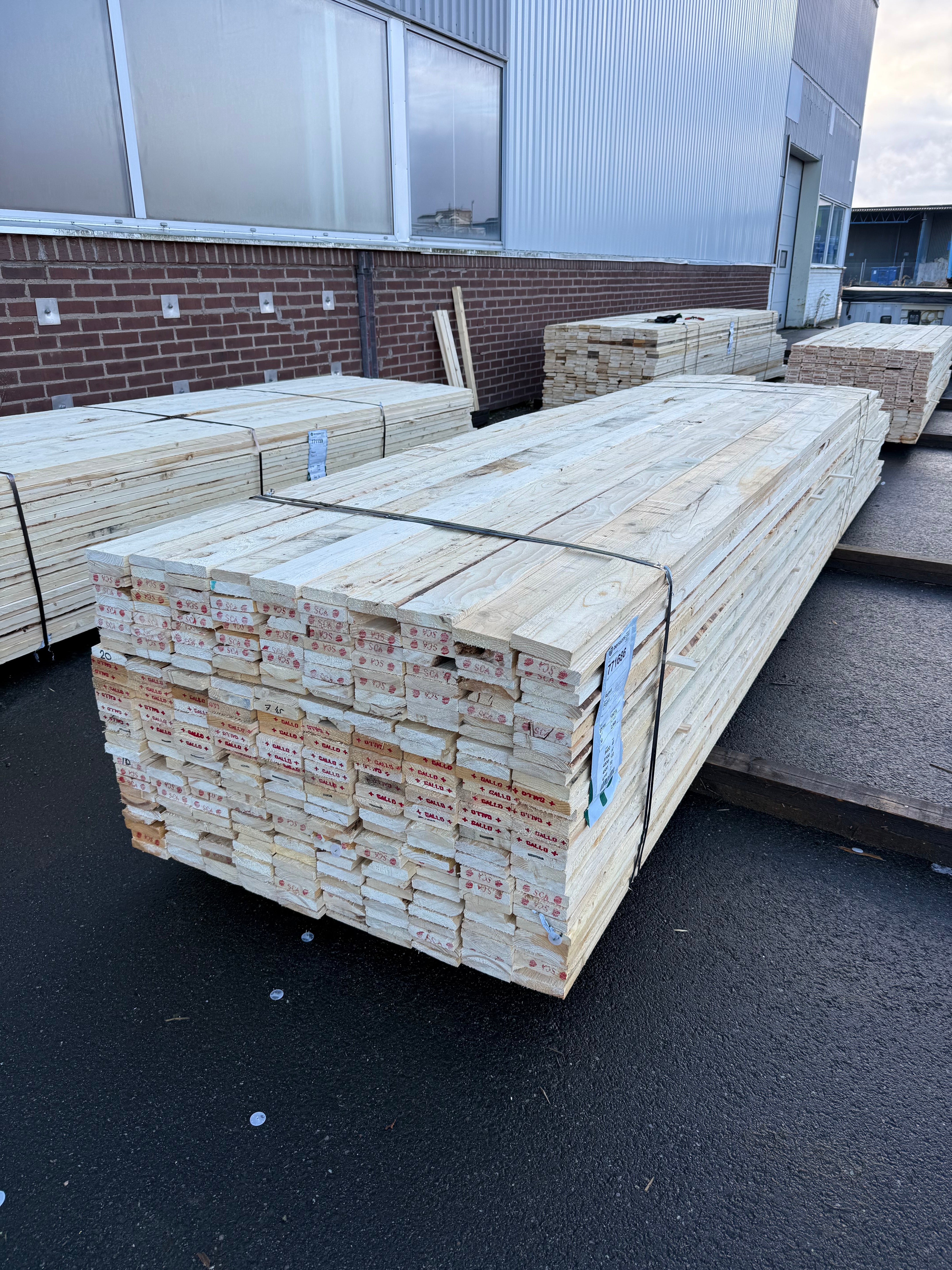 Paket Brädor 22x100mm Råsågade – 289 st (3,6–5,4 m, gran, obehandlad)