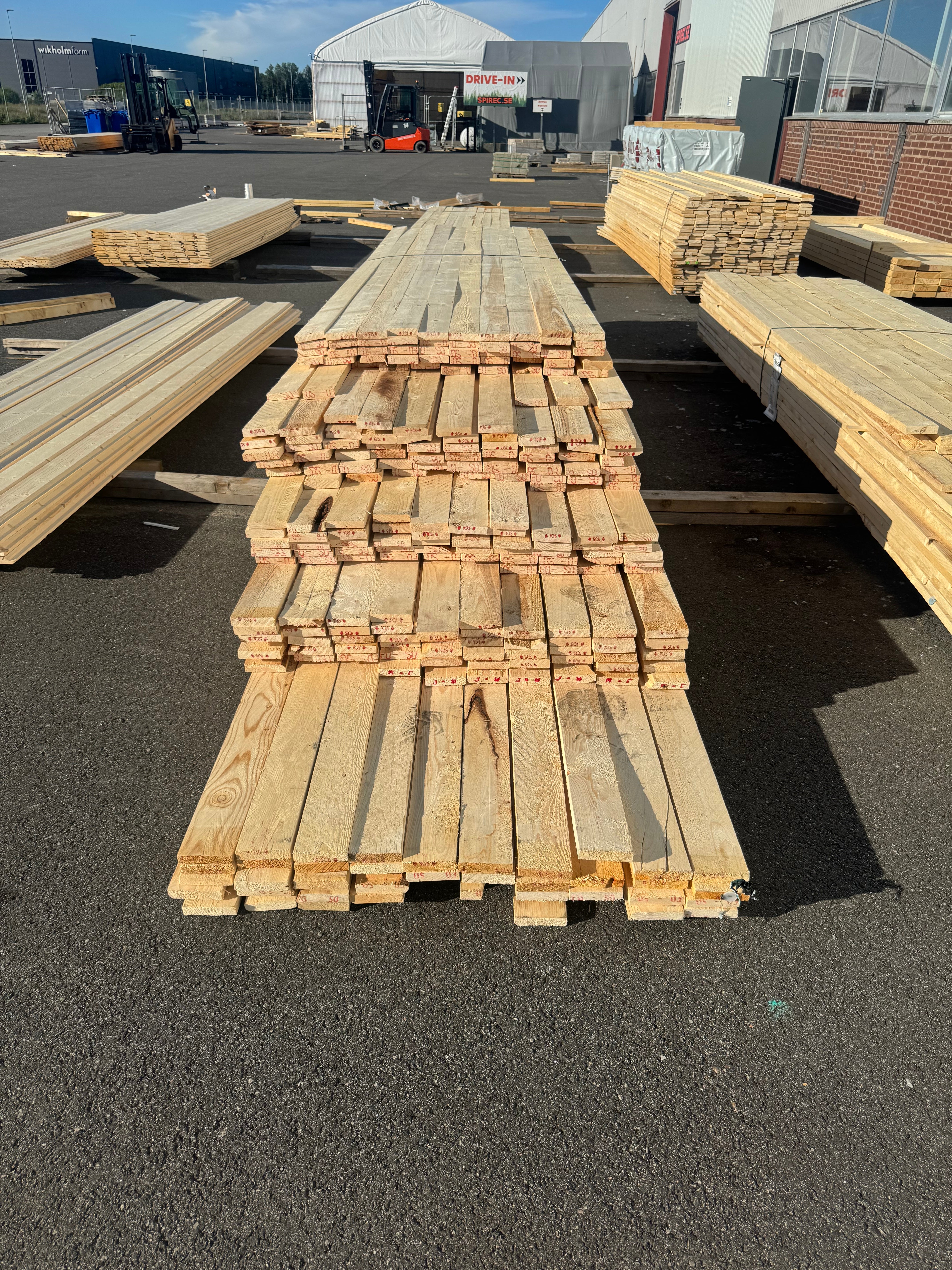 Paket Brädor 22x100 – 260st – Ohyvlade