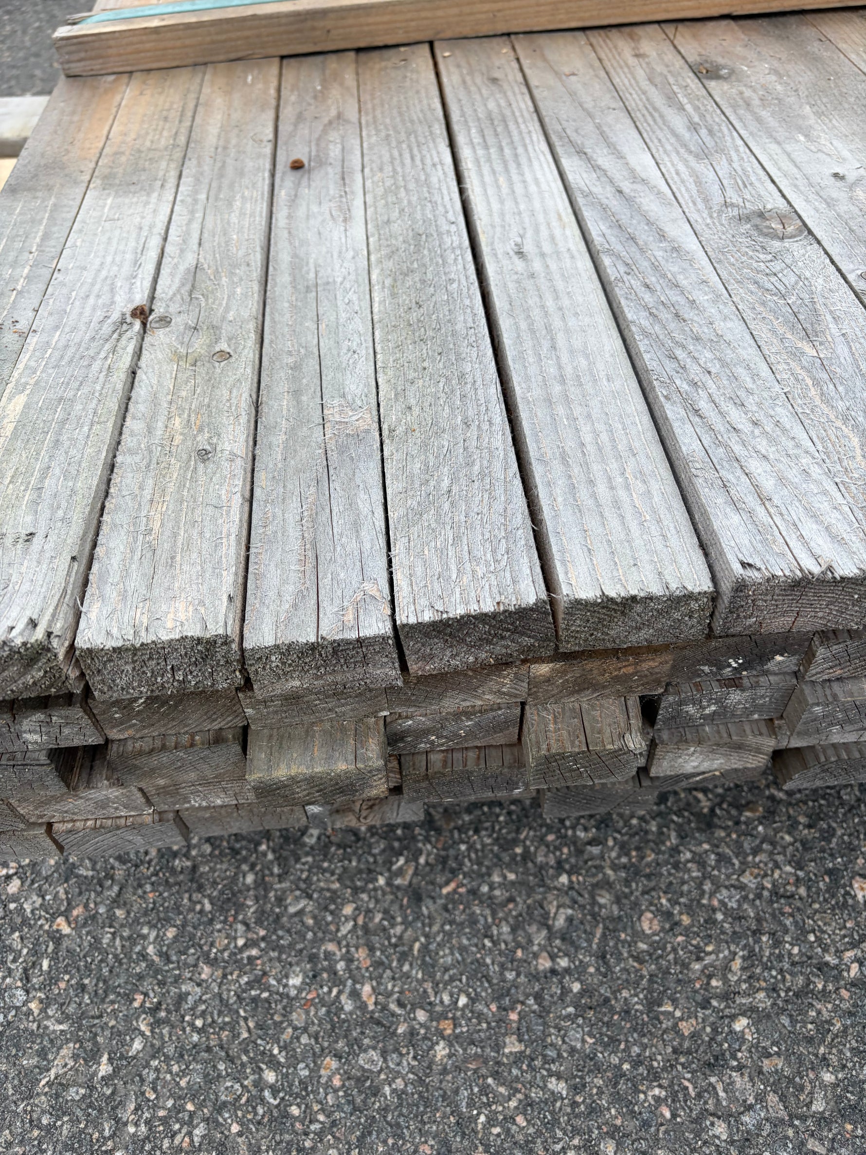 Paket Läkt 25x48mm, 120 st 4,2 m (väderbitet) - Spirec