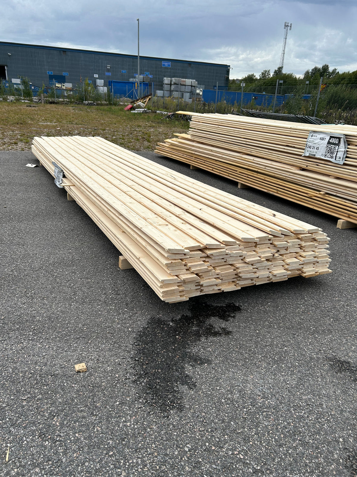 Paket Springpanel 22x120 mm – 4,80m 110st (Andra sortering)