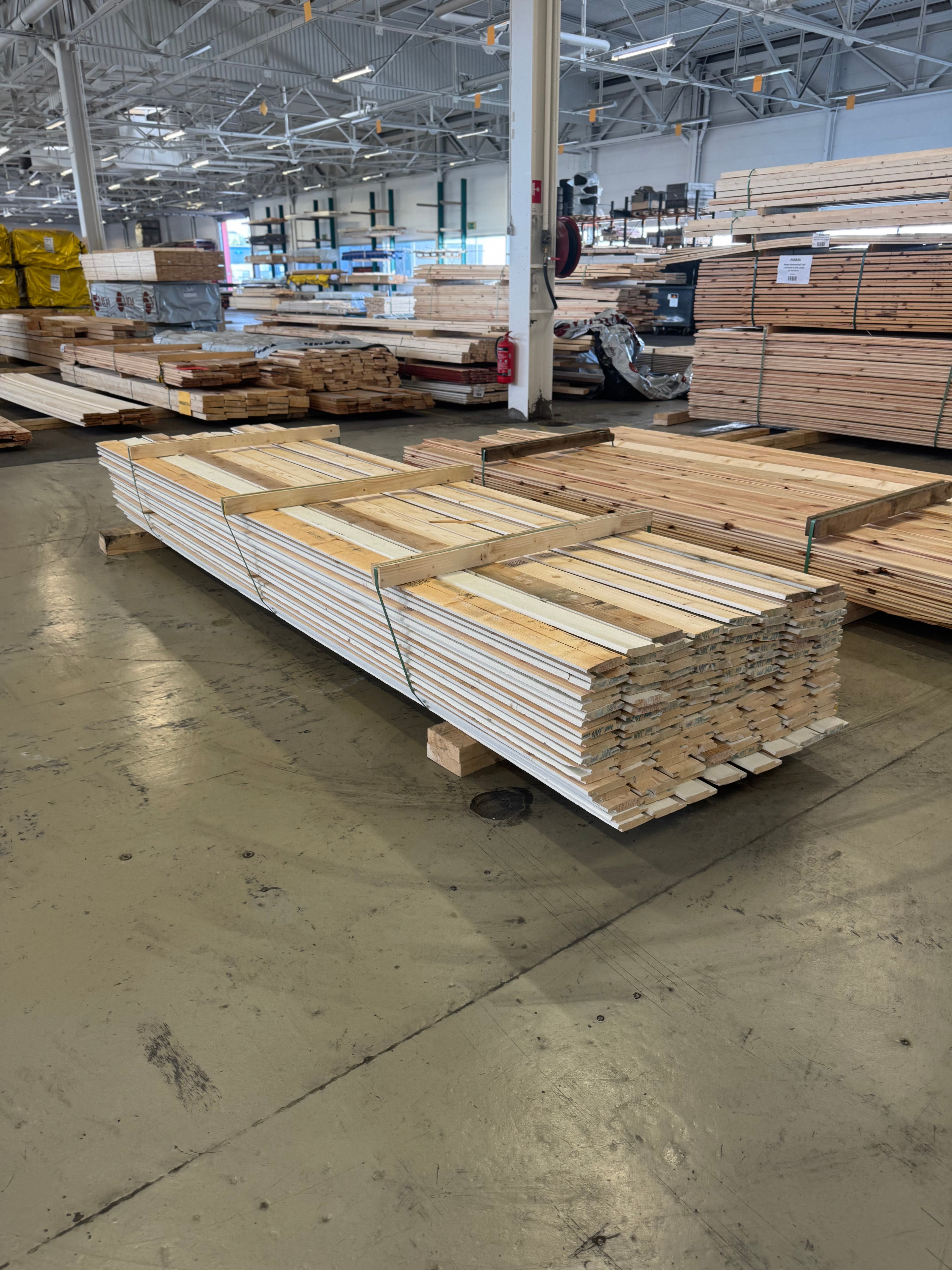 Paket Spårpanel Falsad Fasade 22x120 – 141st 3.60m