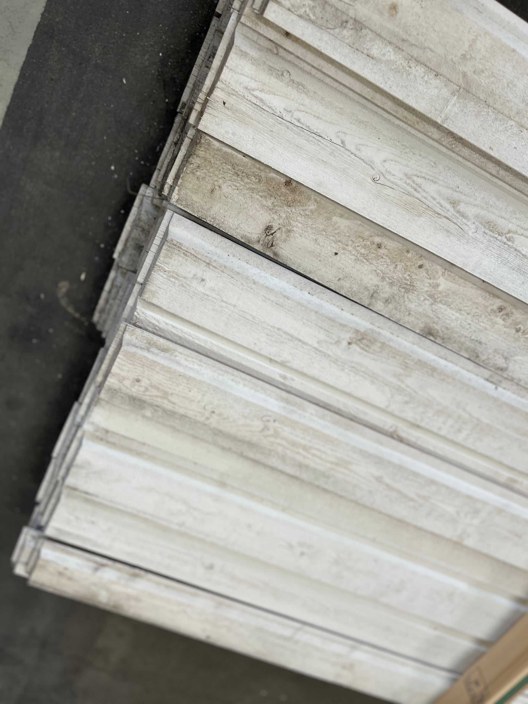 Paket Enkelfasspont Ändspont 22x120mm 5.40m 66st Grundmålad