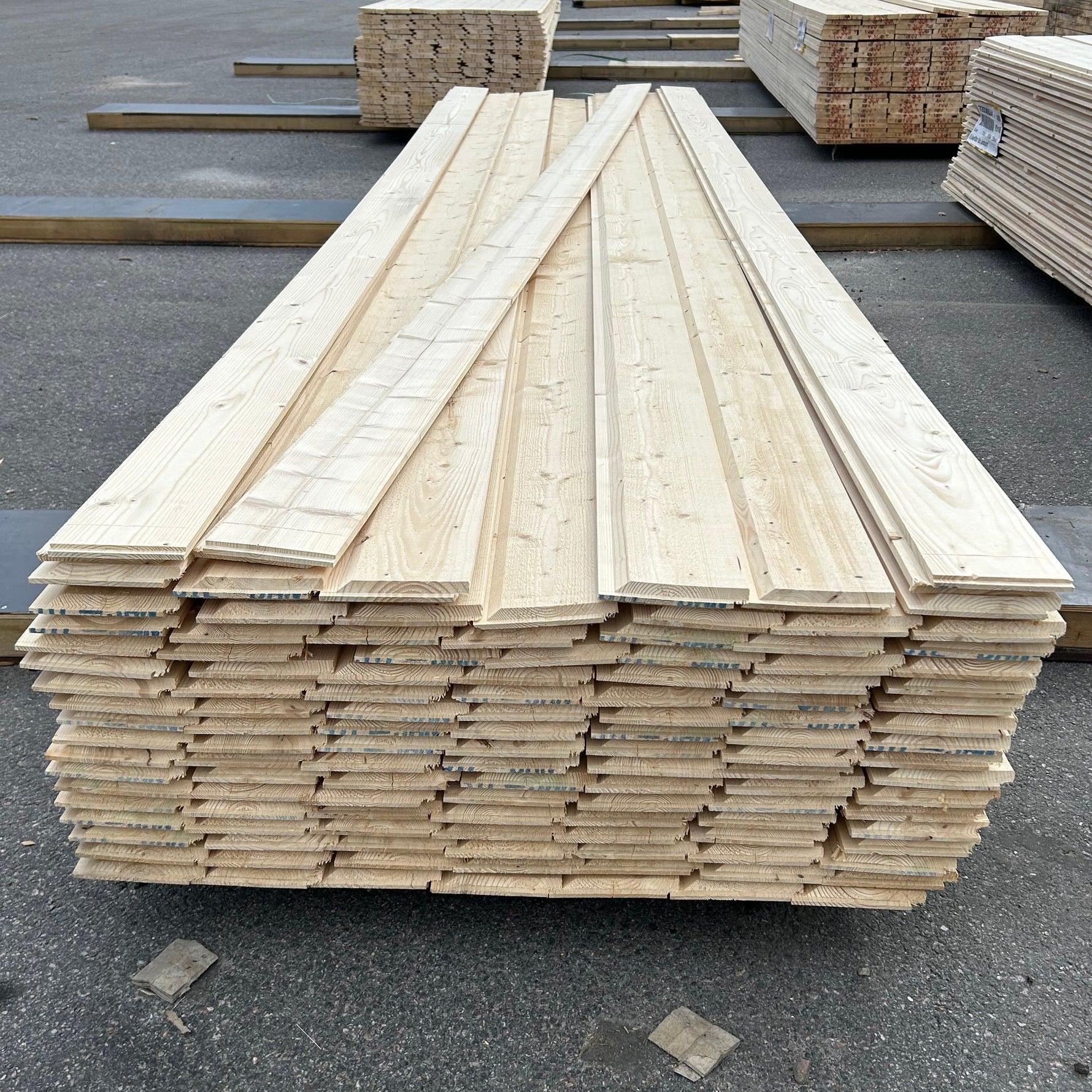 Paket Ytterpanel Enkelfas Fals 22x145mm 4.20m – 121st (Obehandlade)