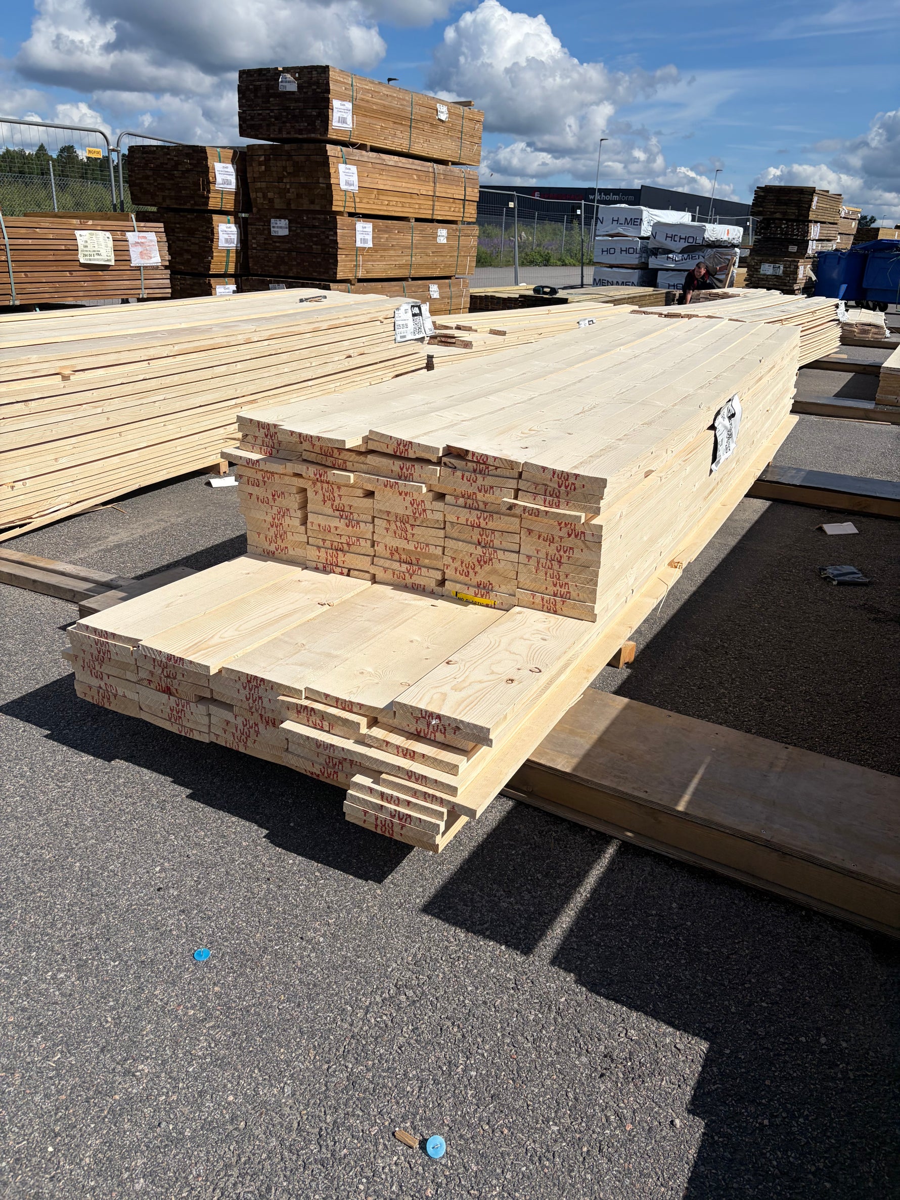 Paket Finsågade Brädor 22x195mm, 130st 3,60–4,20m (Andra sortering)