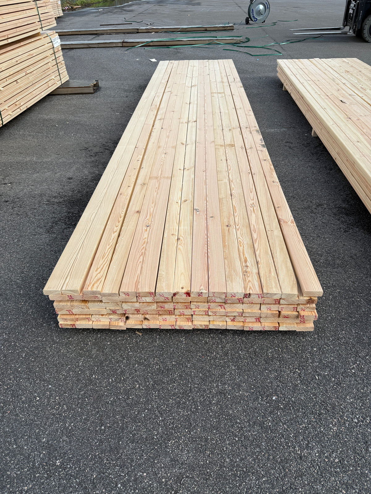 Parti Glespanel 28x70 mm – 4,80 m Furu 90 st