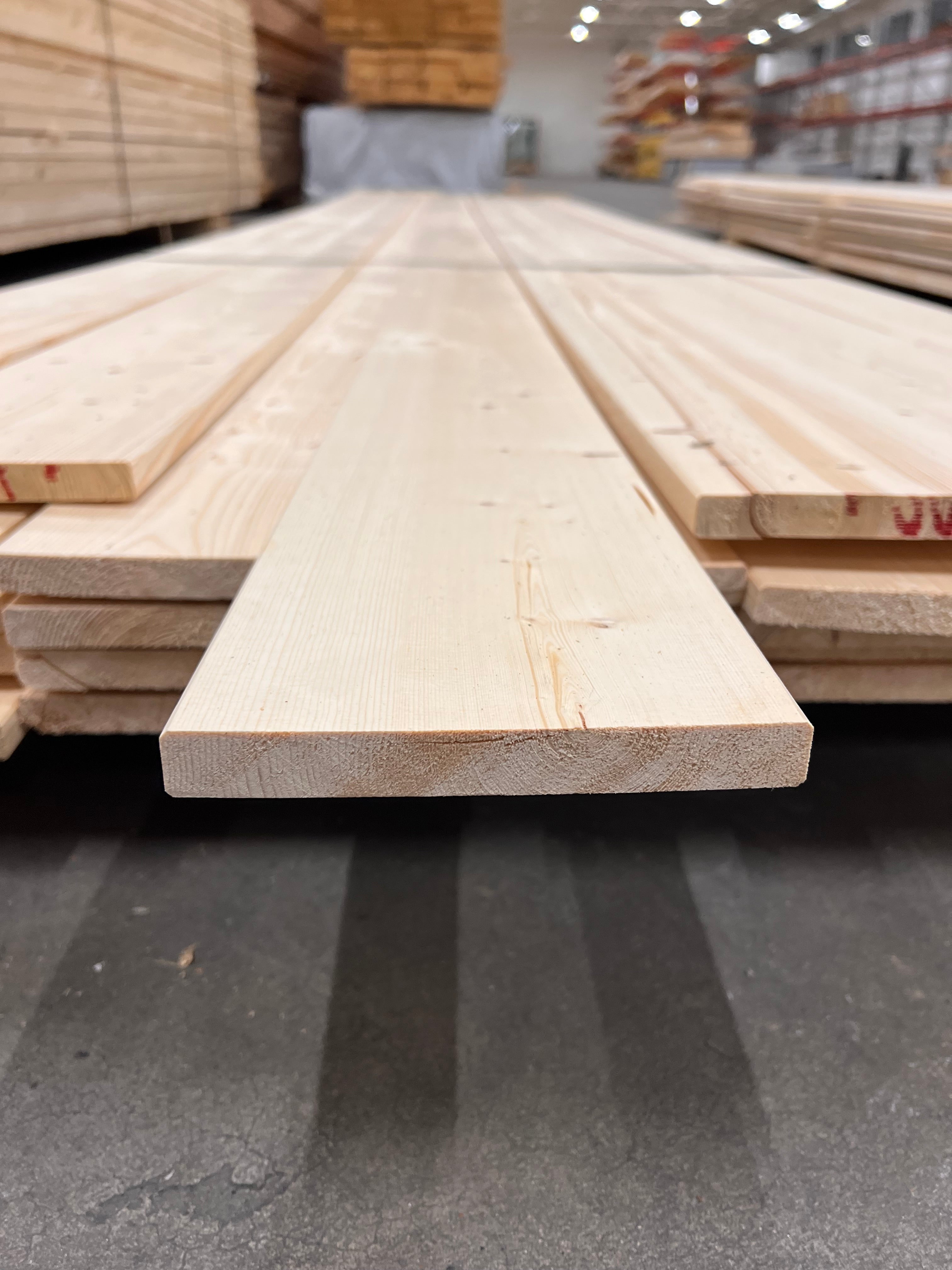 Paket Brädor Runtomhyvlat 17,3x144mm – 34 st (4,50–5,10 m, Utskott, Gran)