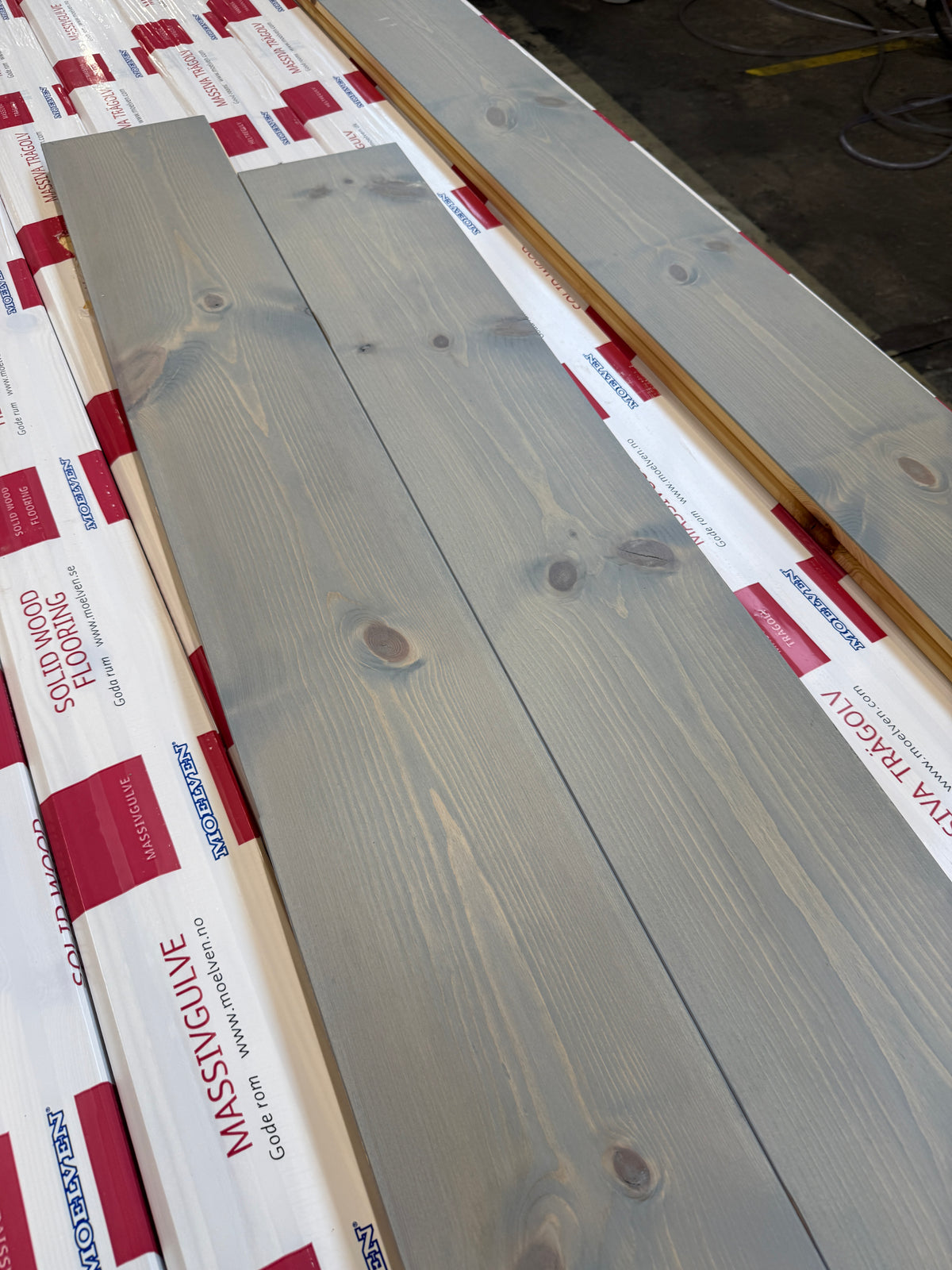 Furugolv 30x187mm (Moelven Anderna) Säljs per kvadratmeter