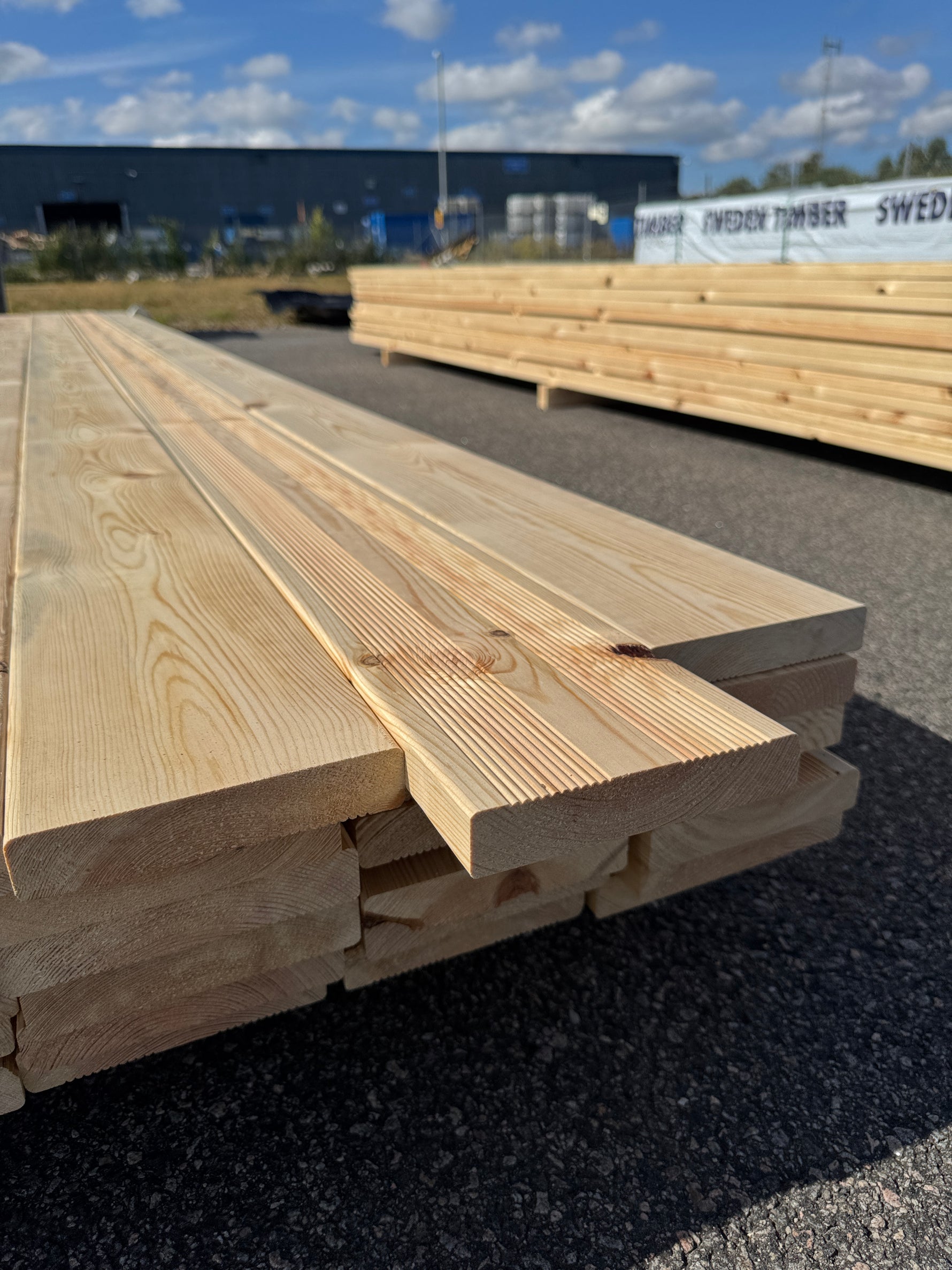Paket Rillad 28x145 – 42st – 4.80 m – ANDRASORTERING