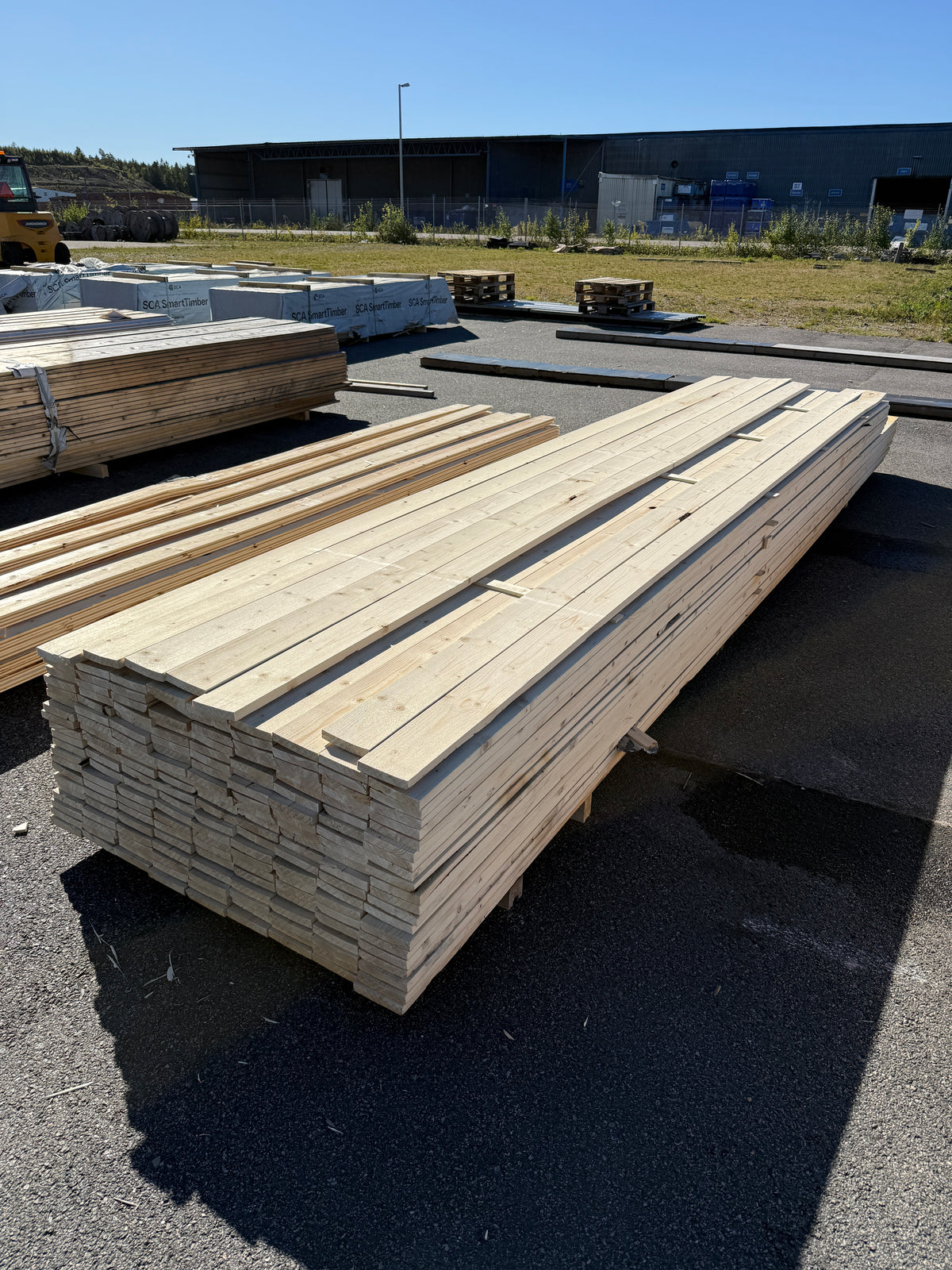 Paket Finsågade Brädor 22x120mm 4,80–5,40m 187st (Andra Sortering)