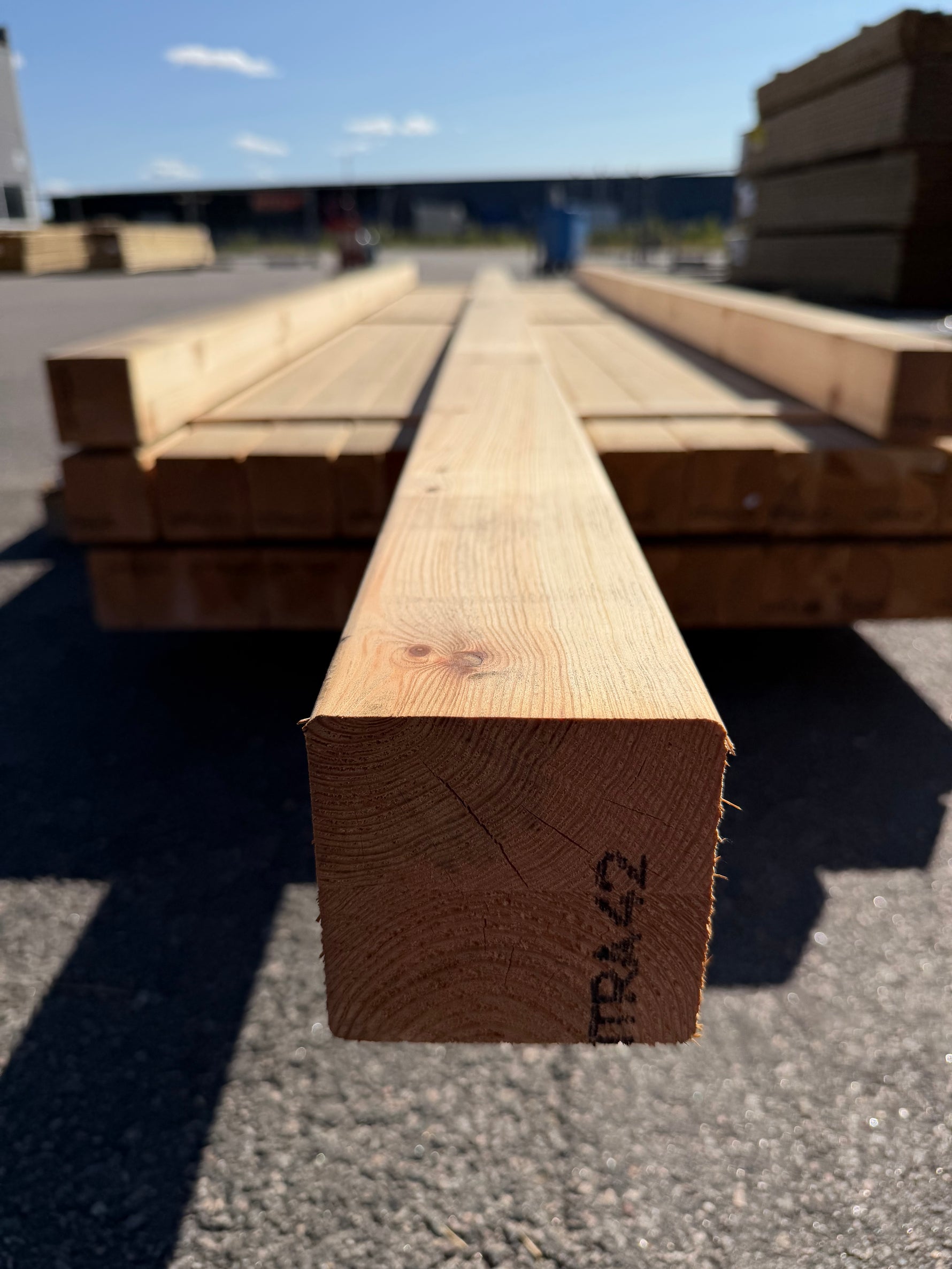 Paket Stolpar 92x92mm 4.18m, 25 st Limträ