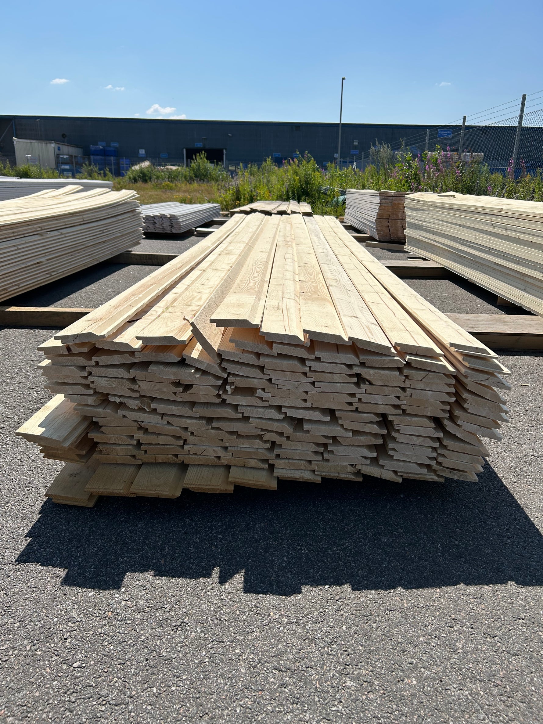 Paket Ytterpanel Enkelfas 22x120mm 4,80m 130st B-kvalitet