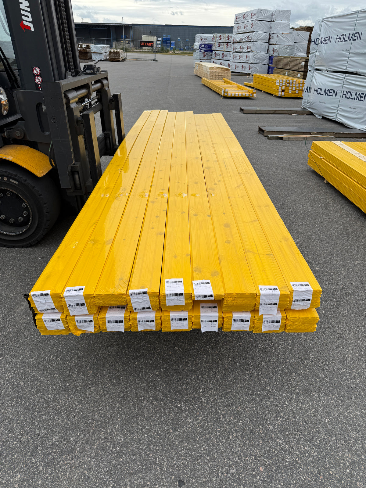 Paket Spårpanel 13x120 mm – Furu 3.90-4.50m 63,75kvm (Sekunda)
