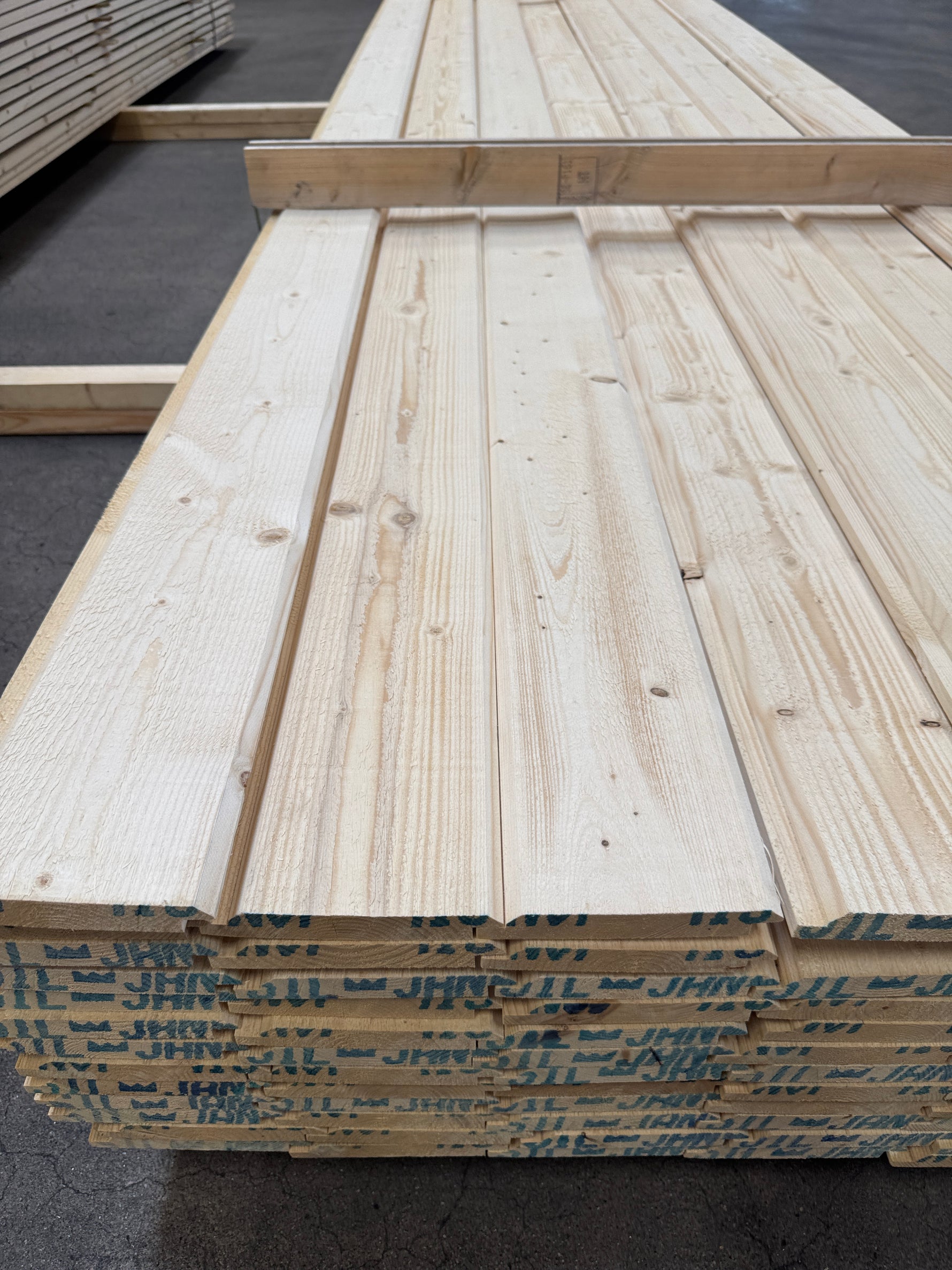 Paket Ytterpanel Dubbelfas Fals 22x145mm 4,20m – 91 st