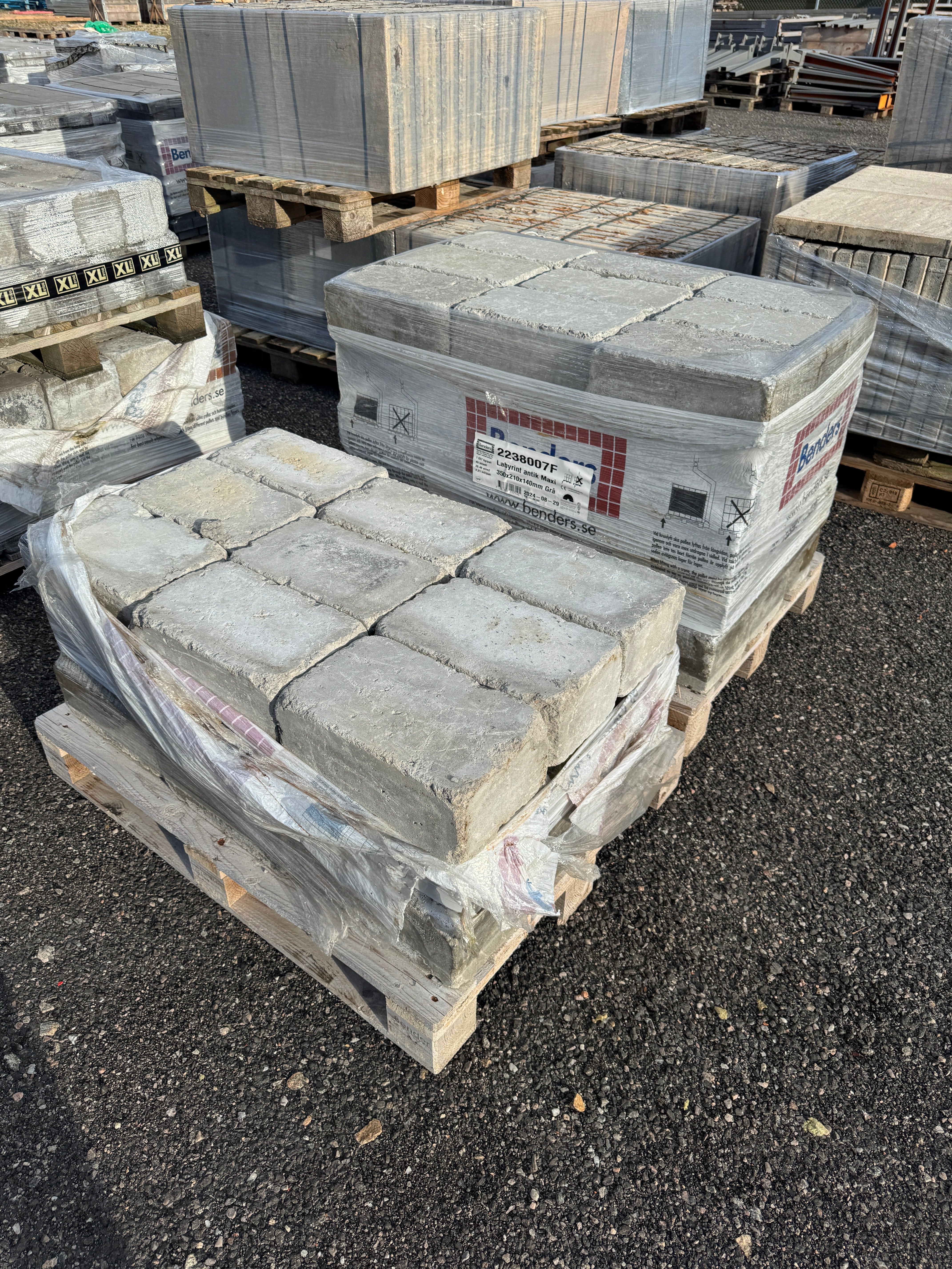 2 pall Marksten Labyrint Antik Maxi 350x210x140mm Grå