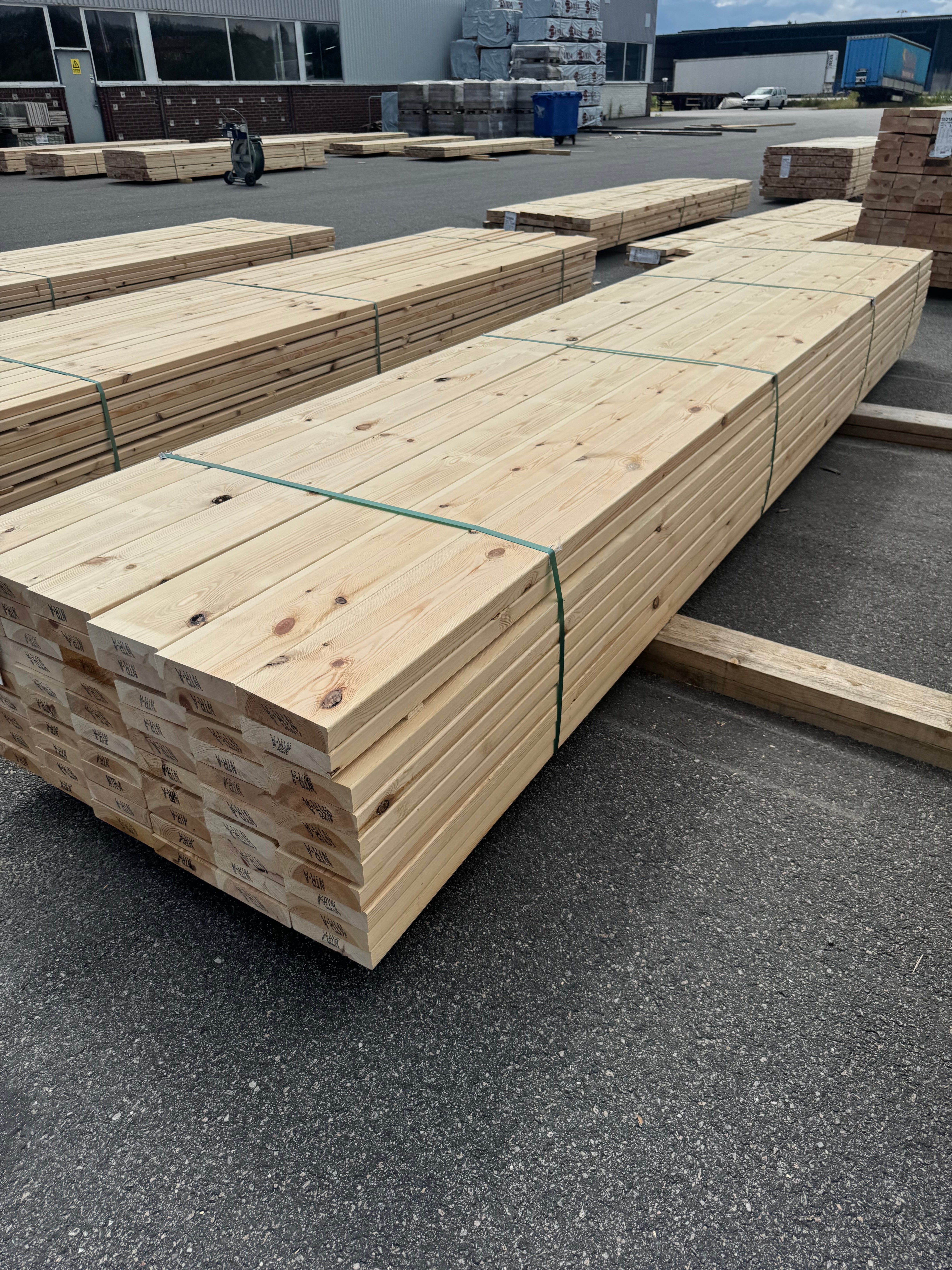 Paket Reglar 45x170 – 60 st (4,80 m, furu)
