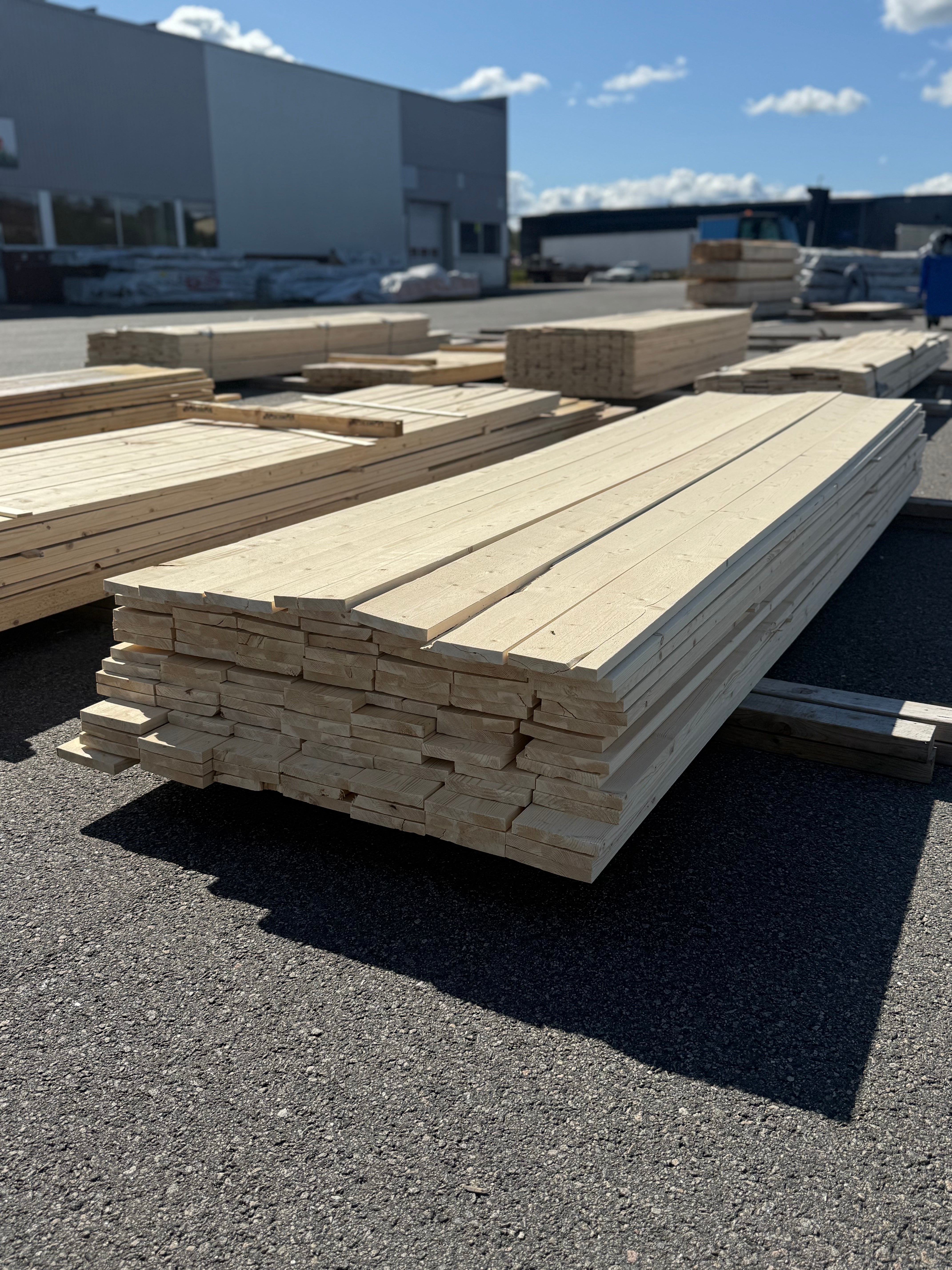 Paket Finsågad Panel 22x145mm 98st 3.60m – Andra sortering