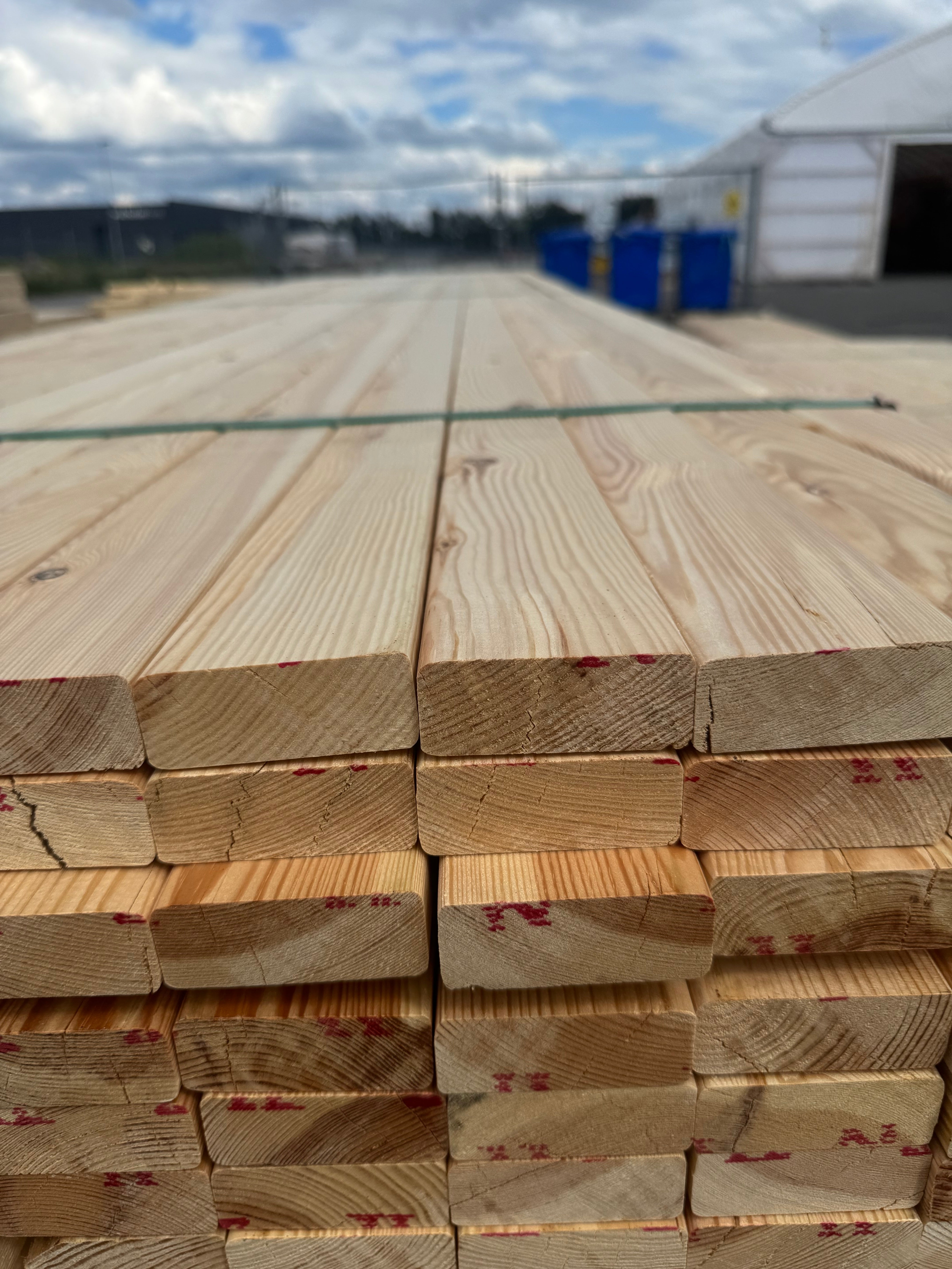 Paket Glespanel 28x70 – 405 st (4,20 m, furu)