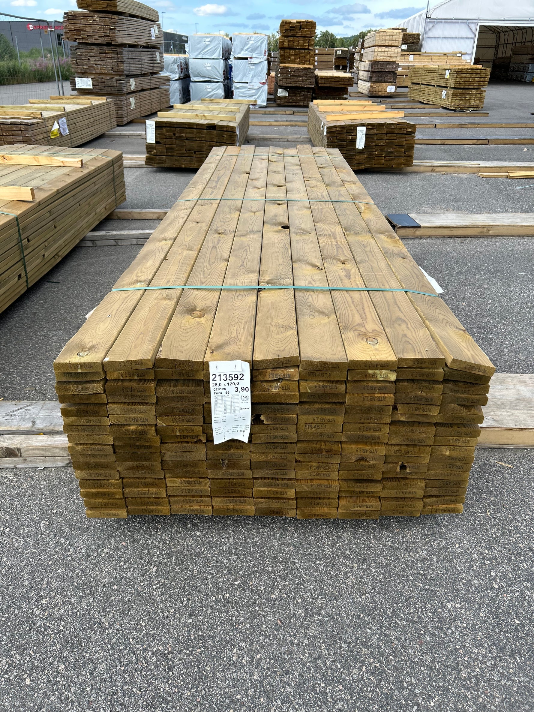 Paket Trall Furu 28x120mm 3,90m 144st Impregnerad B-sortering