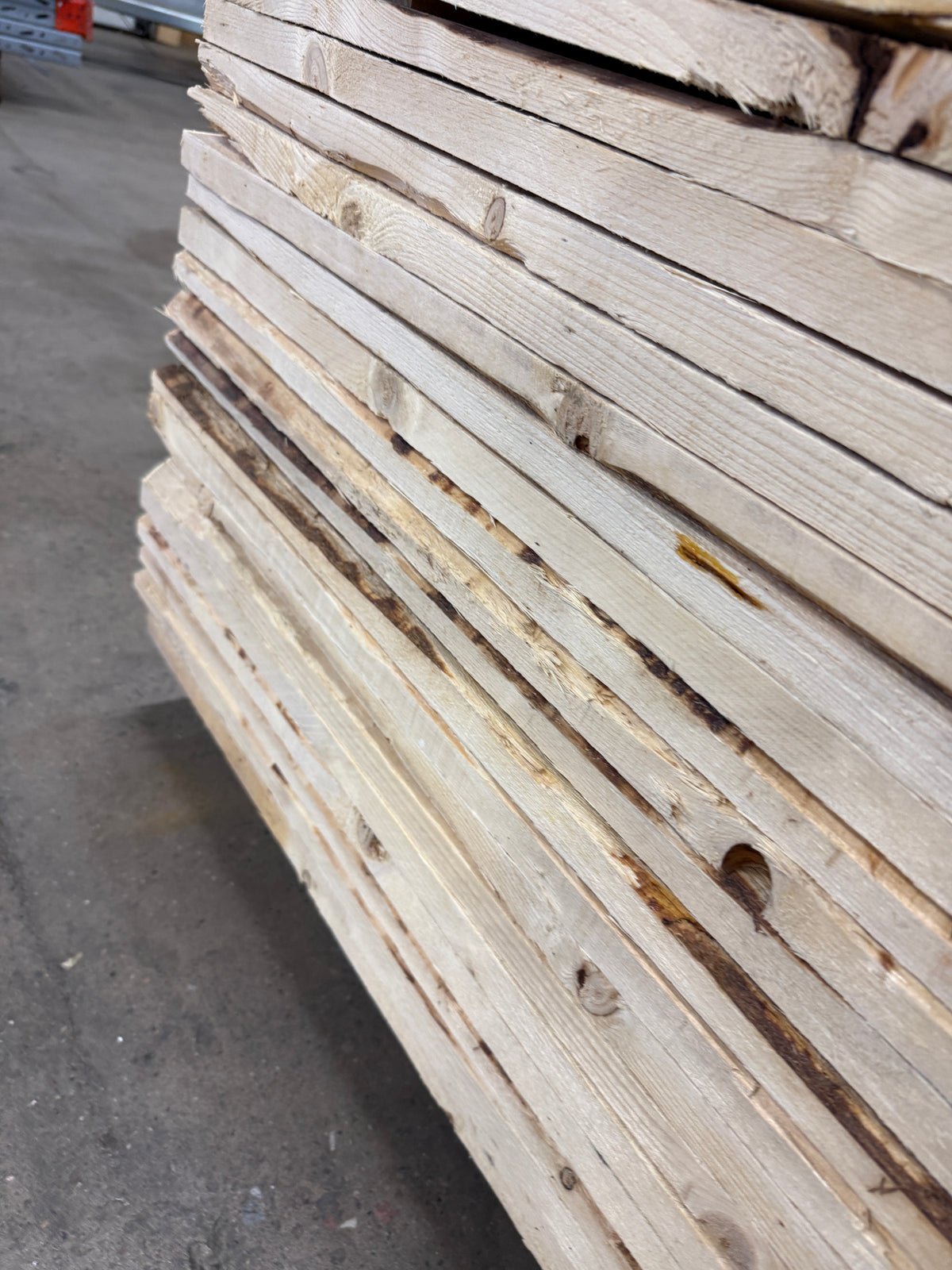 Paket Råsågade Brädor 22×125 mm – (2,40–3,60 m) – 246 st